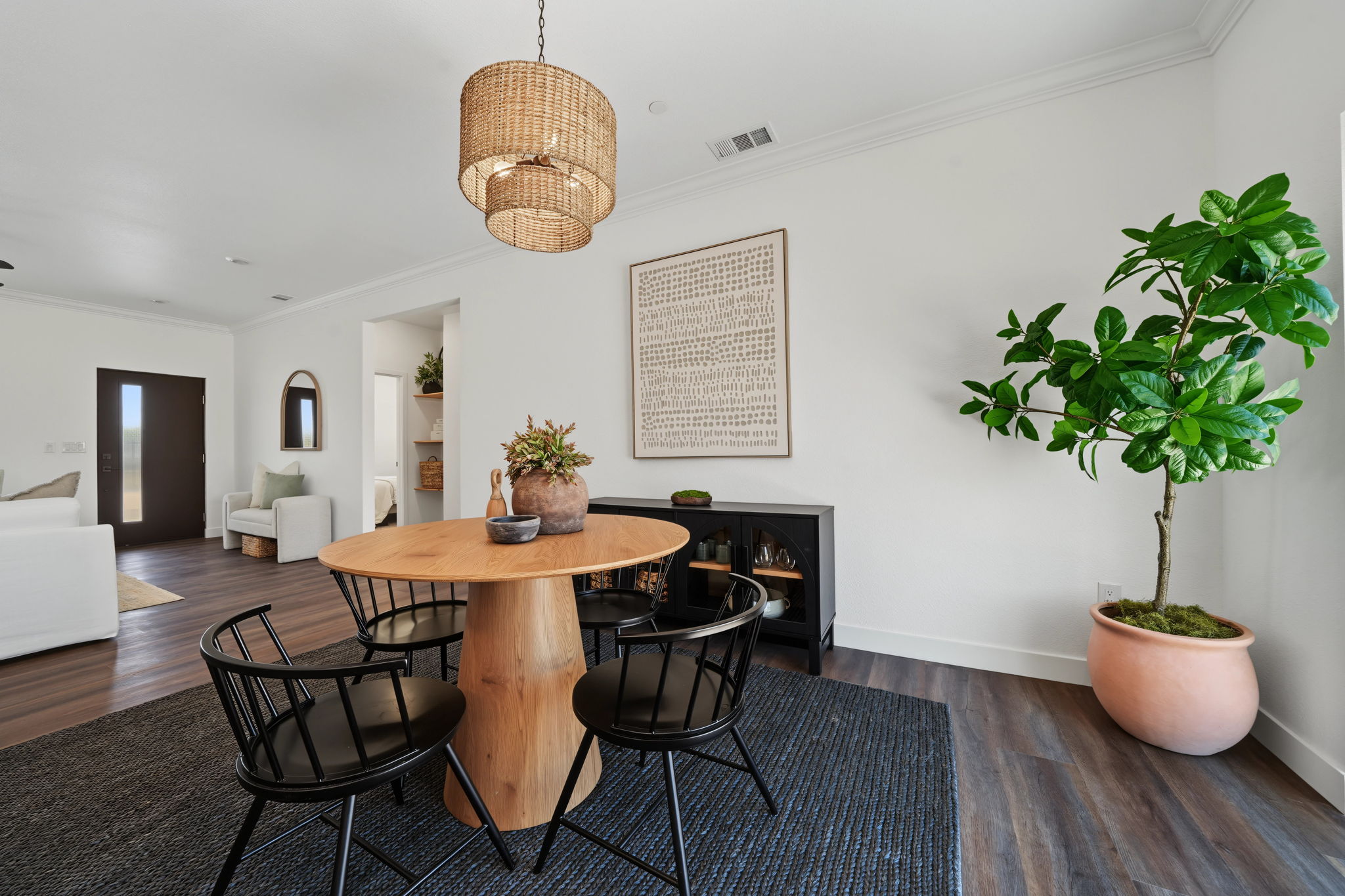  1916 Village Drive, Ione, CA 95640 - 物件實景