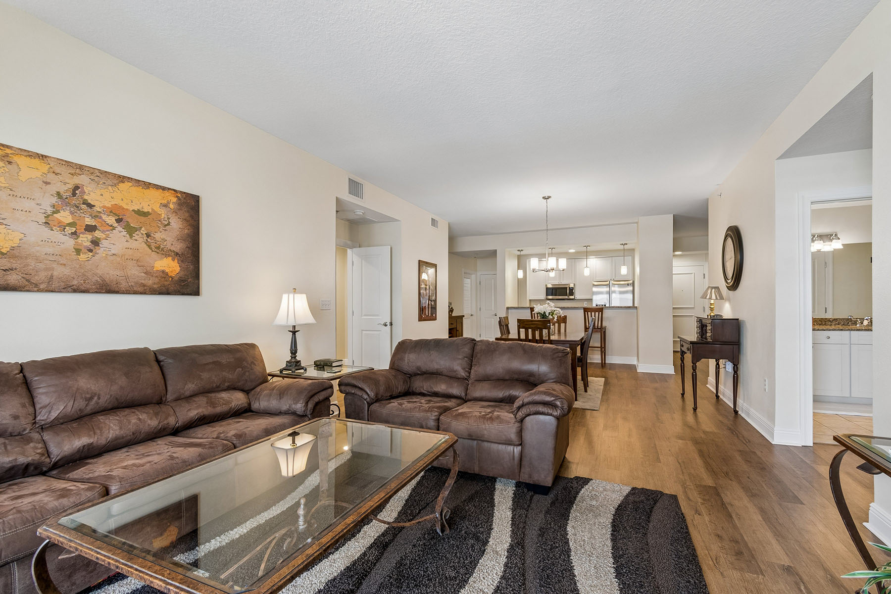  STATION SQUARE CONDO - 物件實景