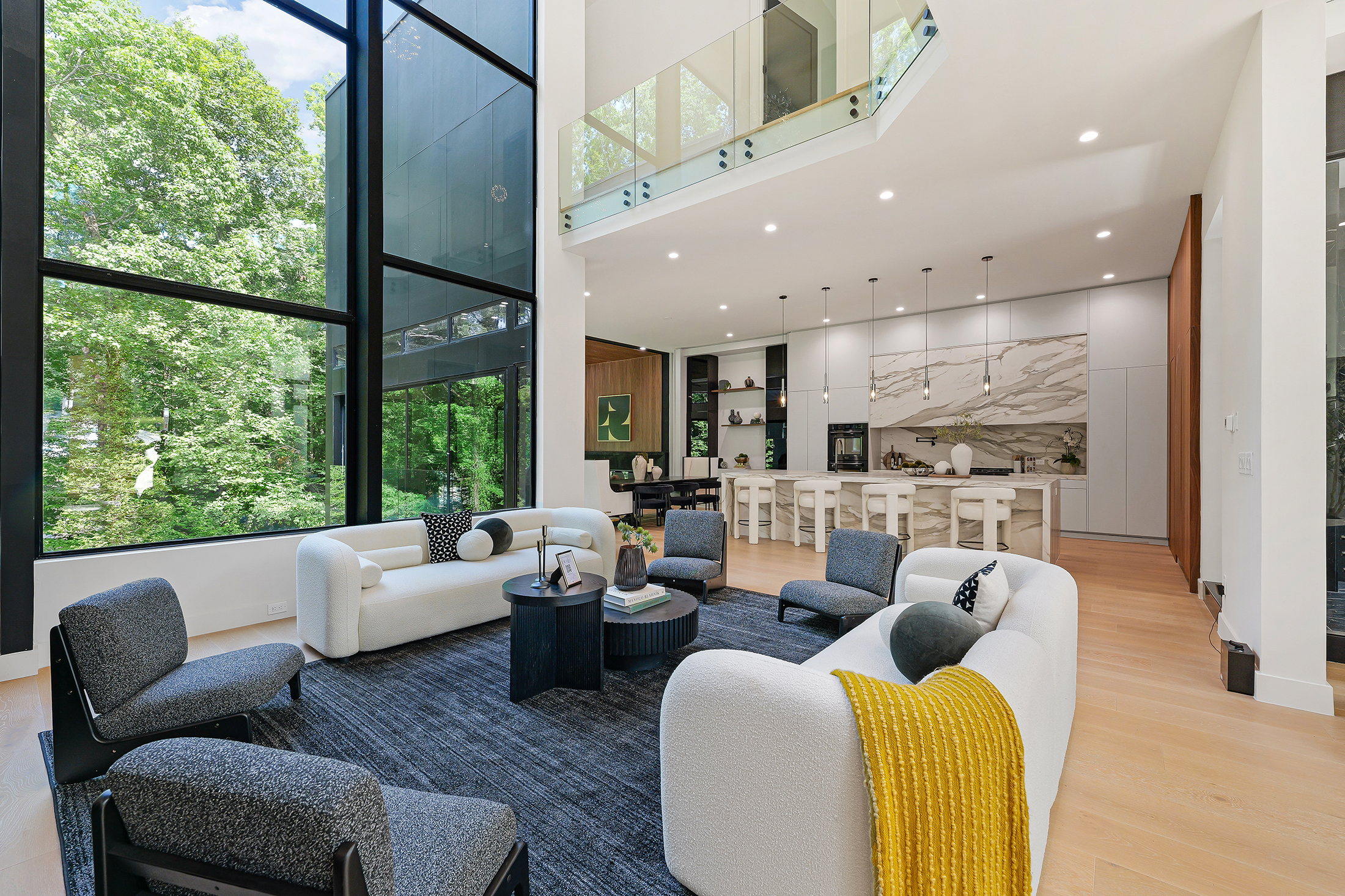  Exceptional Design Meets Everyday Living - 物件實景