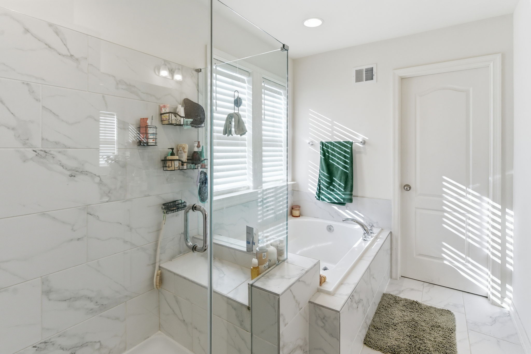 Gerrardstown, West Virginia, 25420, United States, 4 Bedrooms Bedrooms, ,Residential,For Sale,2002538