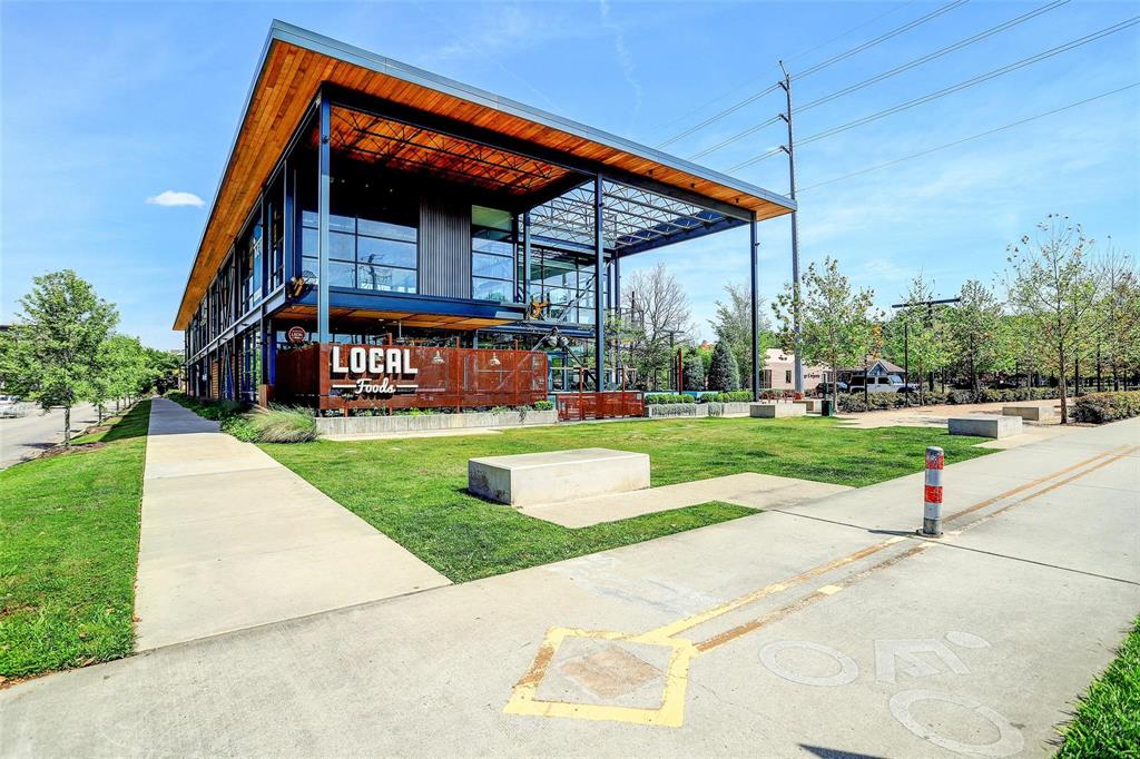 Houston, Texas, 77008, United States, 3 Bedrooms Bedrooms, ,3 BathroomsBathrooms,Residential,For Sale,1931769