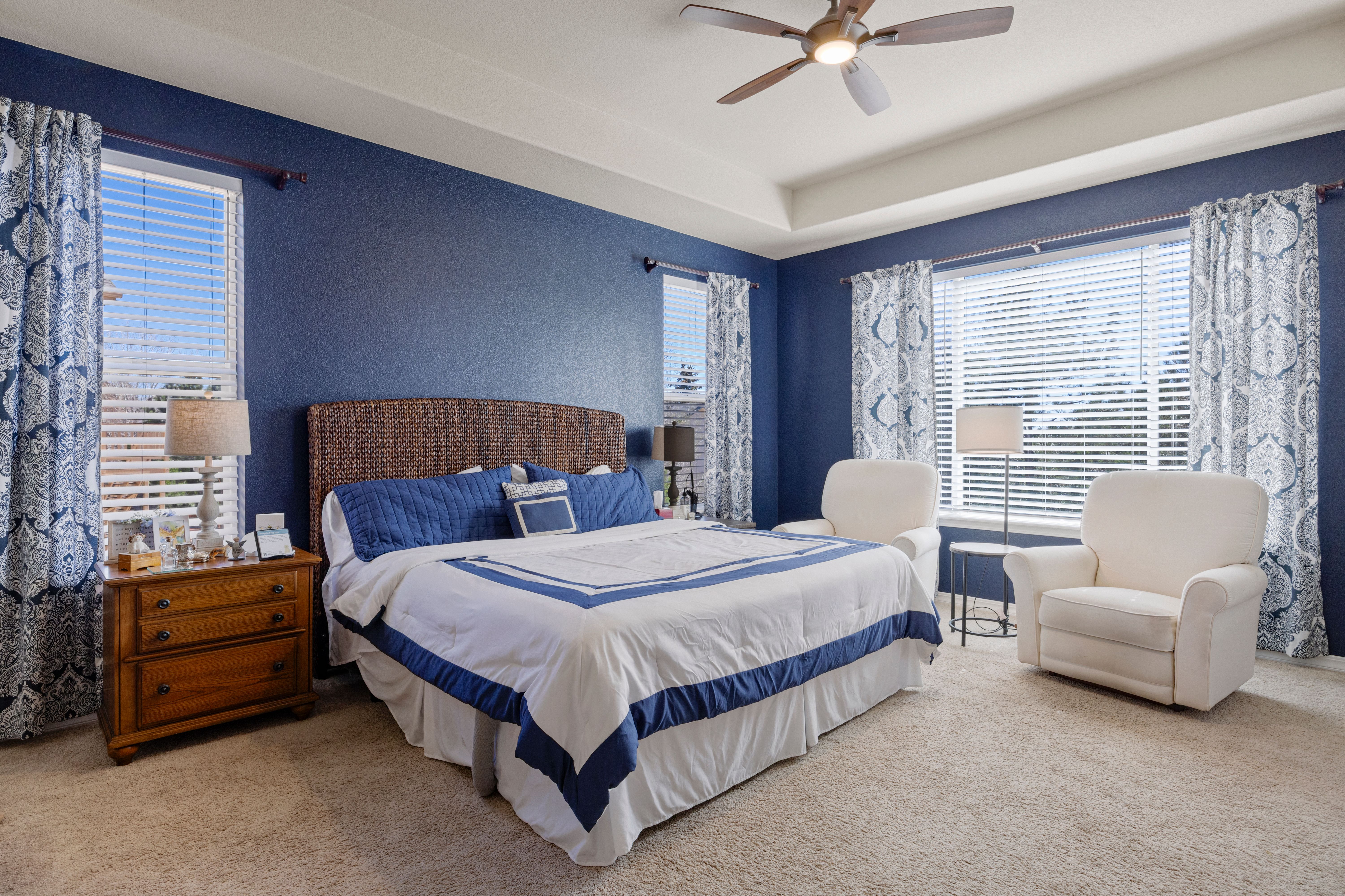  Open, Spacious, Upgraded, Walkout Rancher is Meticulous and with Views - 物件實景