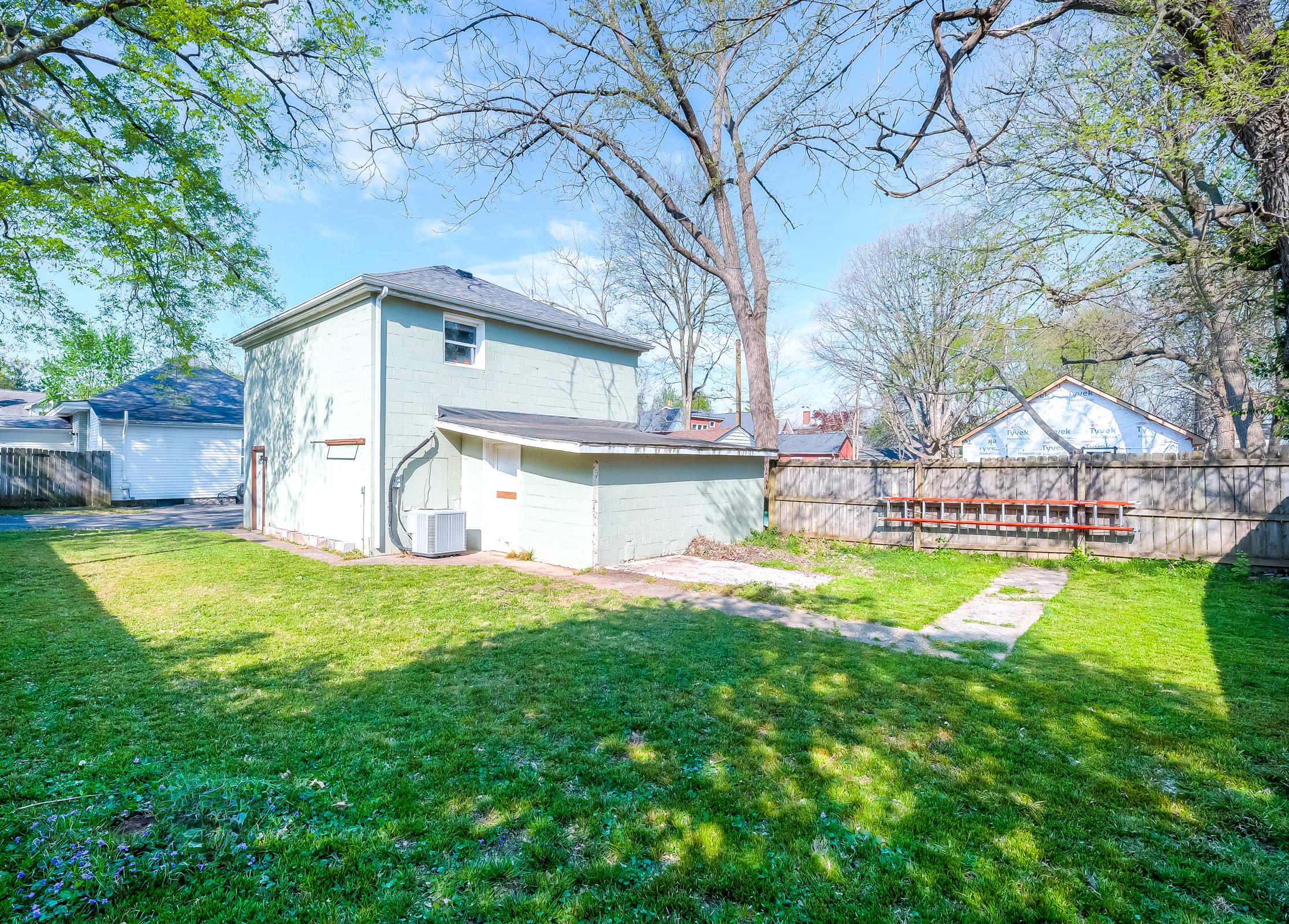  729 Hambrick Avenue - 物件實景