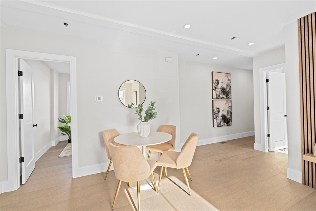 Boston, Massachusetts, 02132, United States, 3 Bedrooms Bedrooms, ,2 BathroomsBathrooms,Residential,For Sale,1991771