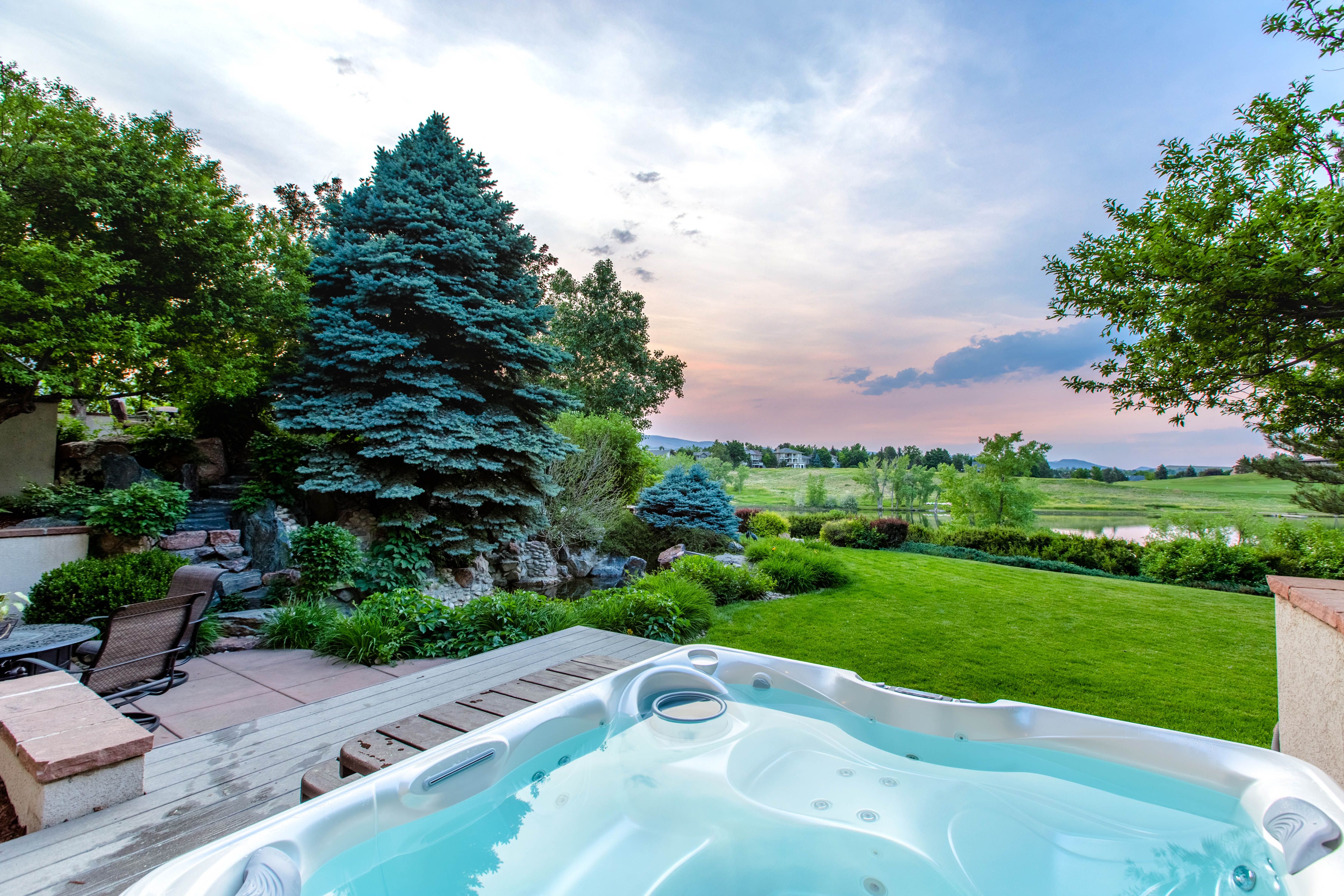  Timeless Waterfront Home With Beautiful Views - 物件實景