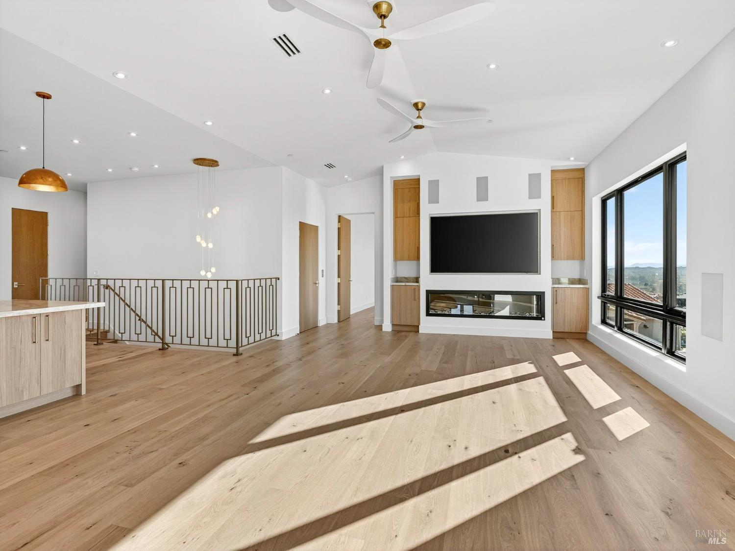 Napa, California, 94558, United States, 3 Bedrooms Bedrooms, ,5 BathroomsBathrooms,Residential,For Sale,1991102