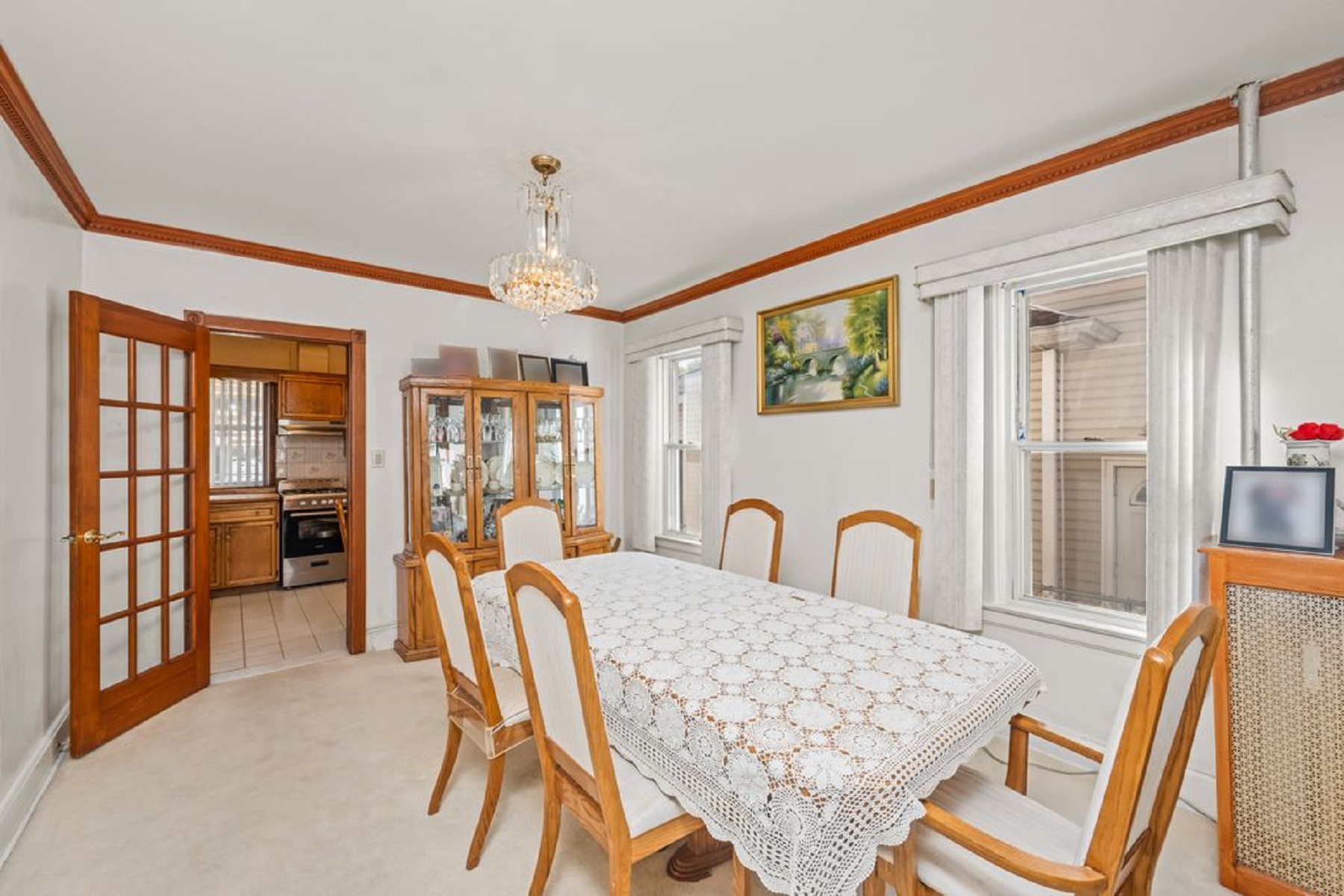  1569 East 45th Street - 物件實景