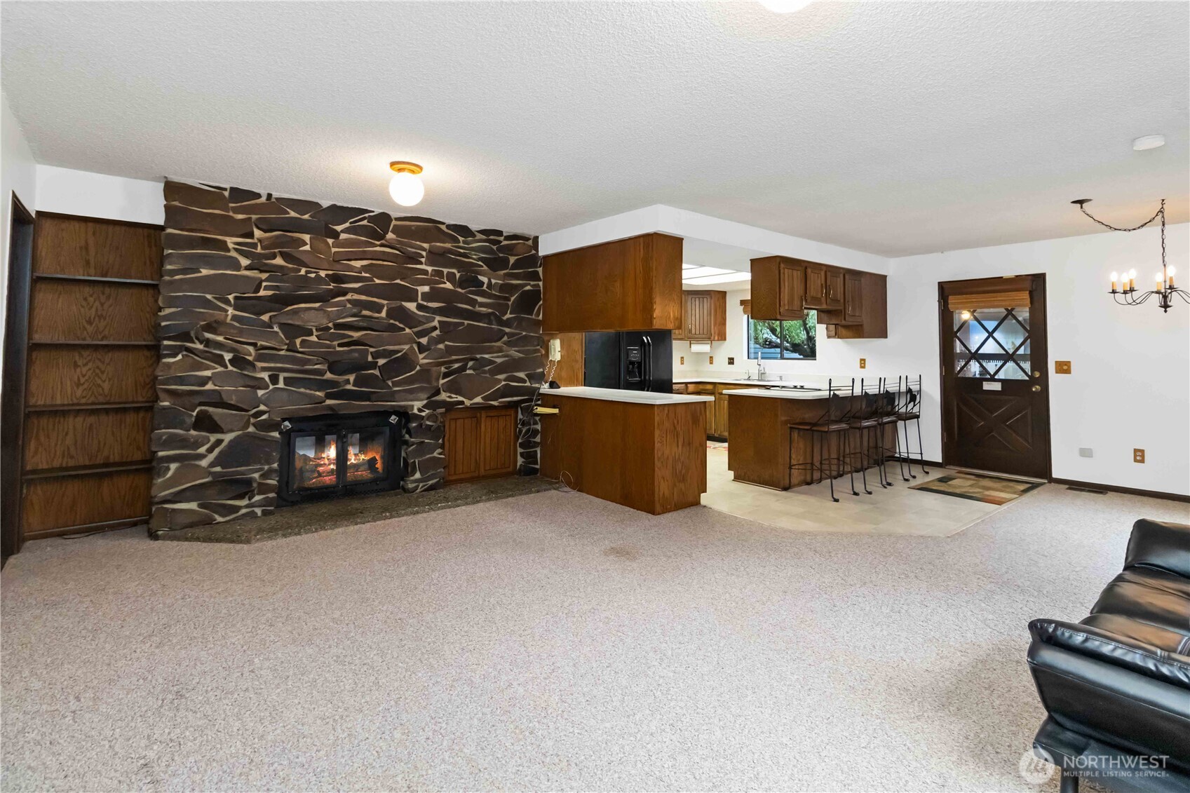 Longview, Washington, 98632, United States, 4 Bedrooms Bedrooms, ,2 BathroomsBathrooms,Residential,For Sale,1986535