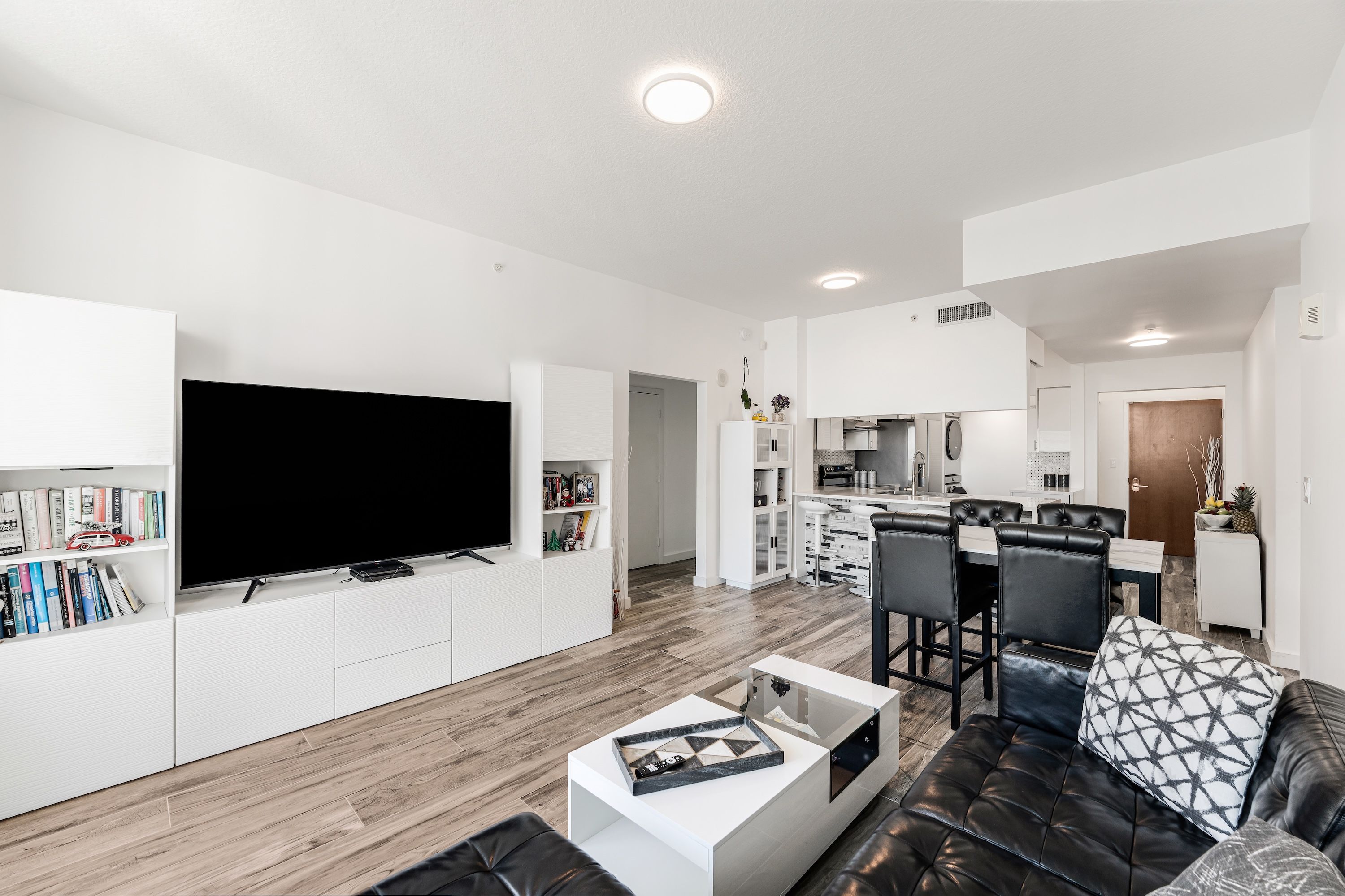  31 SE 5th St, Miami, FL, 33131 - 物件實景