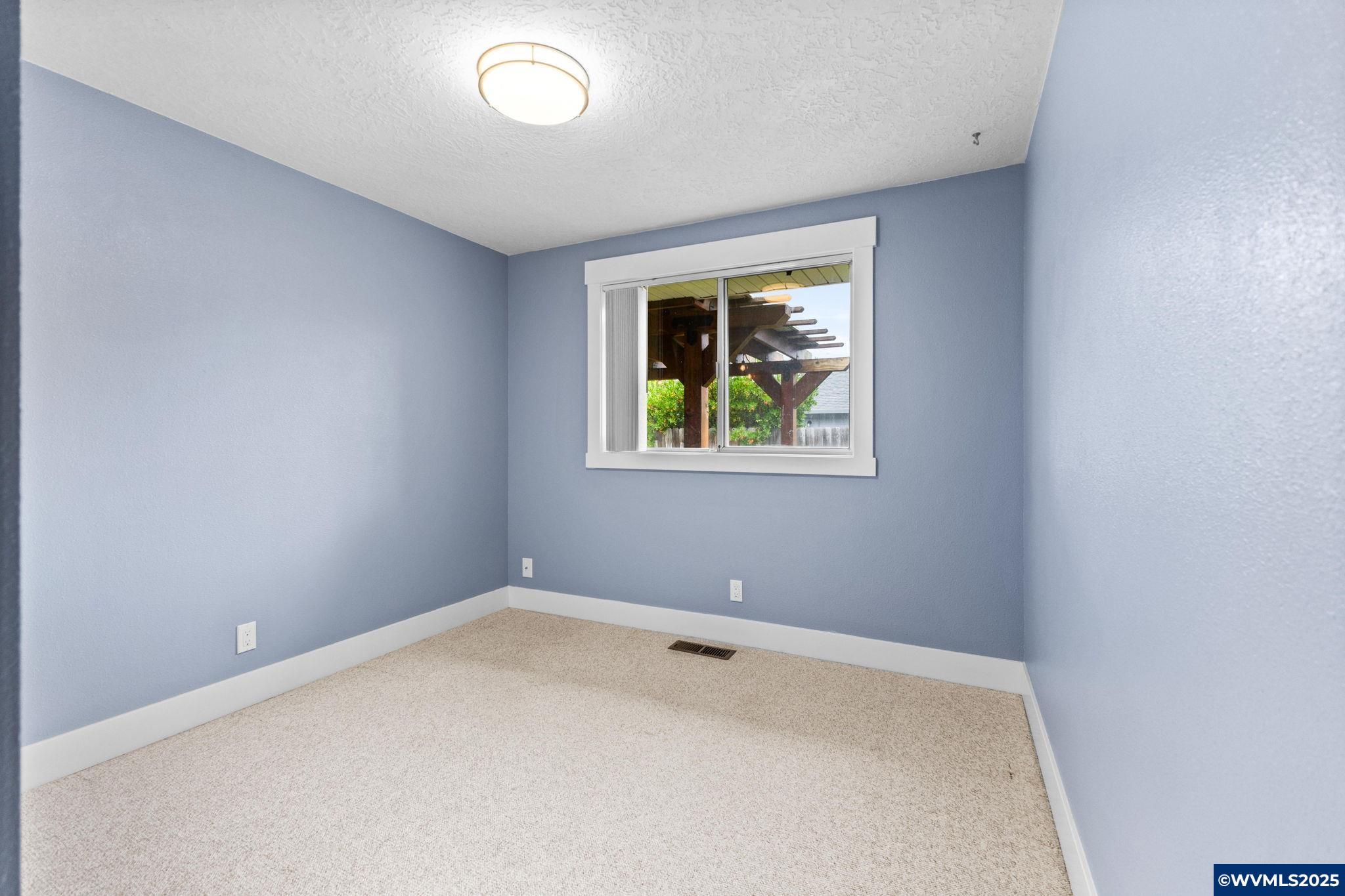 Keizer, Oregon, 97303, United States, 4 Bedrooms Bedrooms, ,3 BathroomsBathrooms,Residential,For Sale,1963080