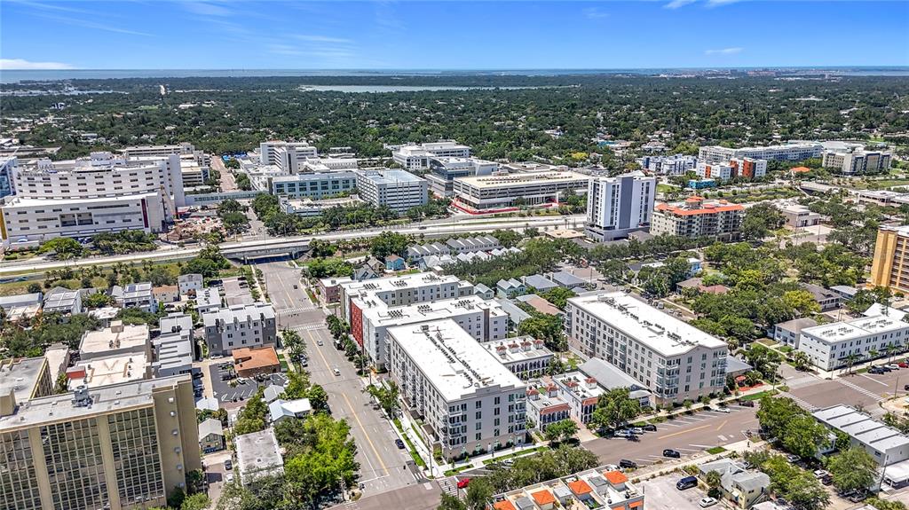 St Petersburg, Florida, 33701, United States, 2 Bedrooms Bedrooms, ,2 BathroomsBathrooms,Residential,For Sale,1889931
