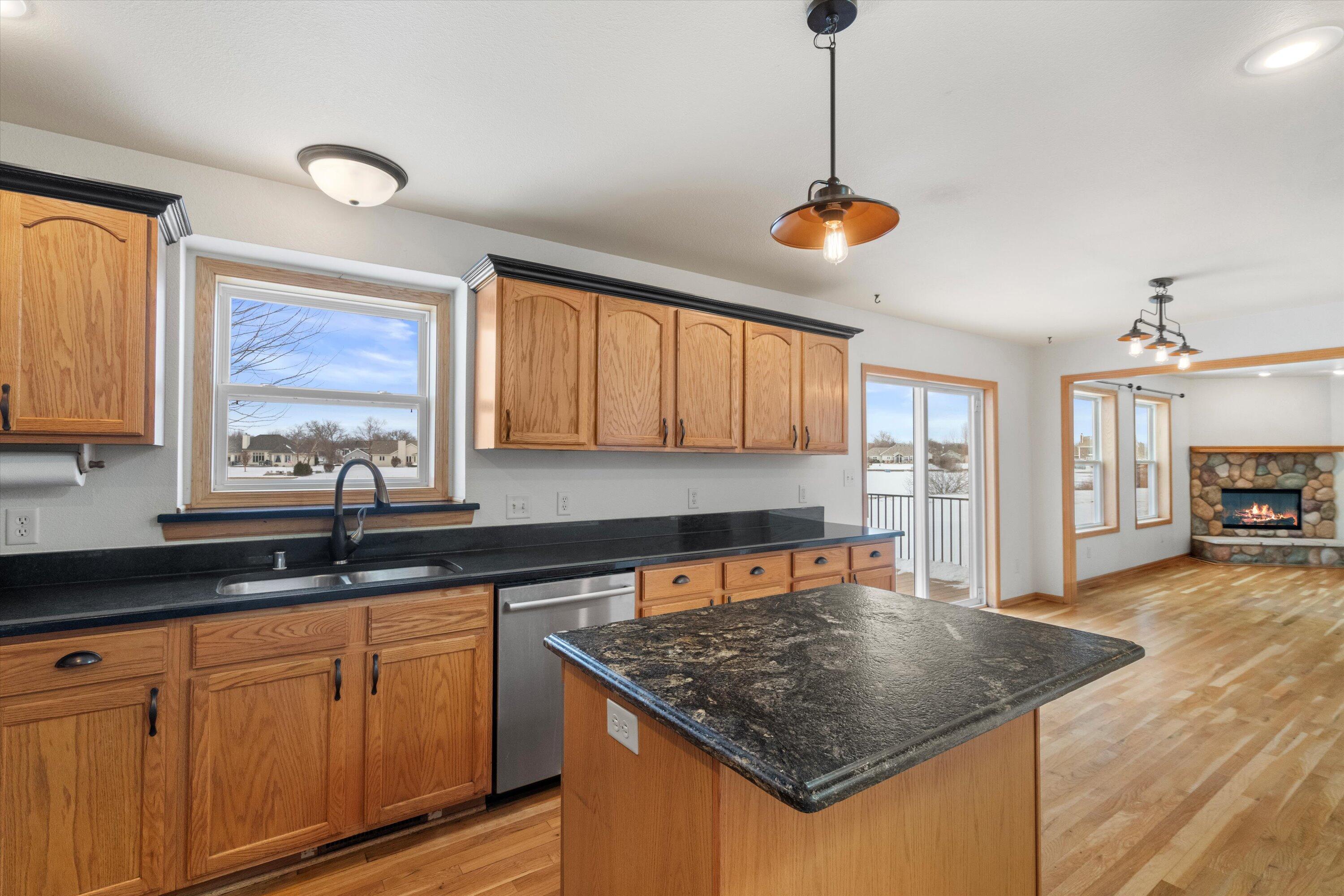 Oak Creek, Wisconsin, 53154, United States, 4 Bedrooms Bedrooms, ,4 BathroomsBathrooms,Residential,For Sale,2007520