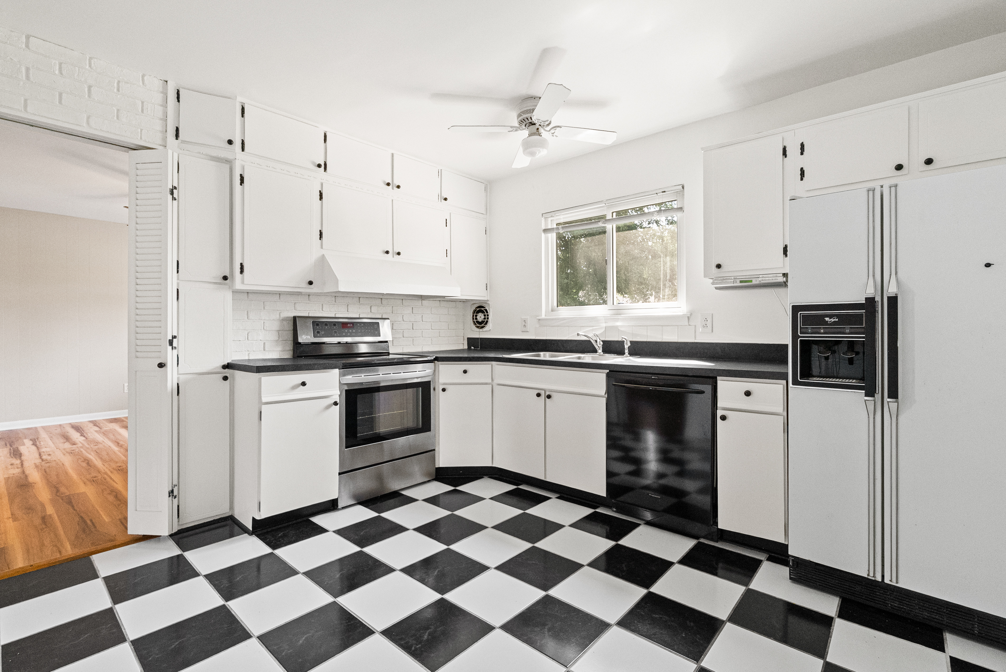  472 Carnegie Road, Virginia Beach, VA, 23452 - 物件實景