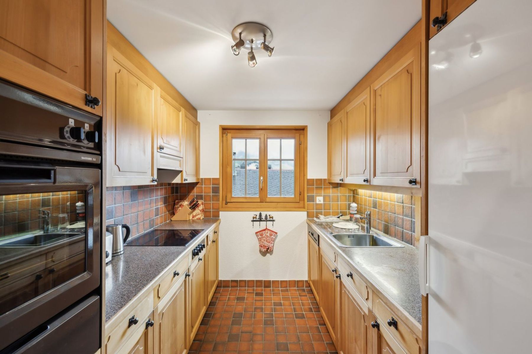  Charming 3-bedroom apartment with mountain views - 物件實景