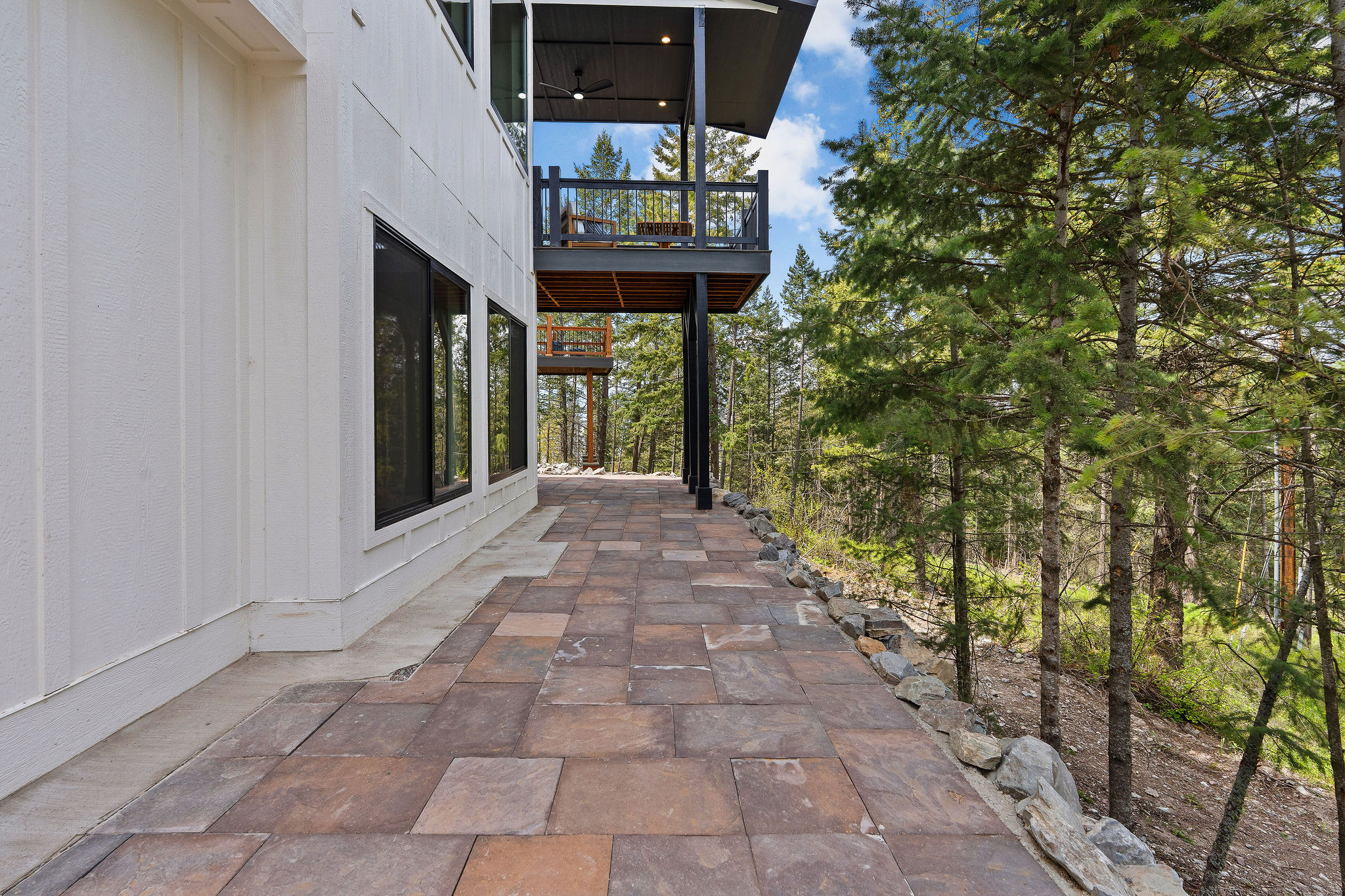  215 Whisper Ridge Drive - 物件實景
