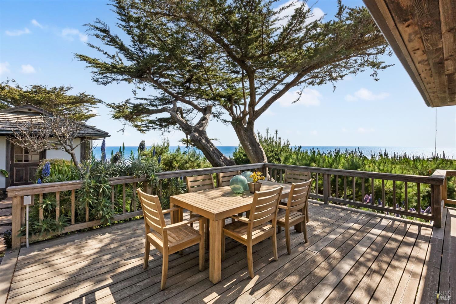 Bolinas, California, 94924, United States, 2 Bedrooms Bedrooms, ,3 BathroomsBathrooms,Residential,For Sale,1906337