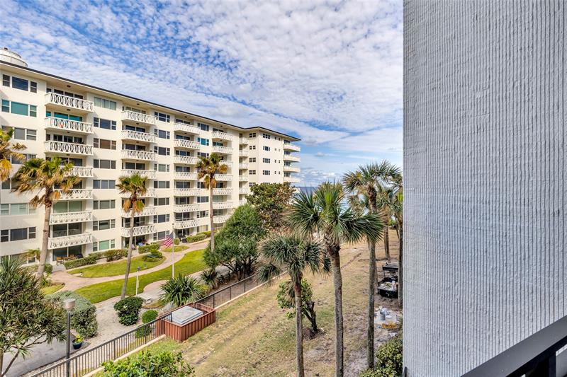 Hillsboro Beach, Florida, 33062, United States, 2 Bedrooms Bedrooms, ,3 BathroomsBathrooms,Residential,For Sale,1942268