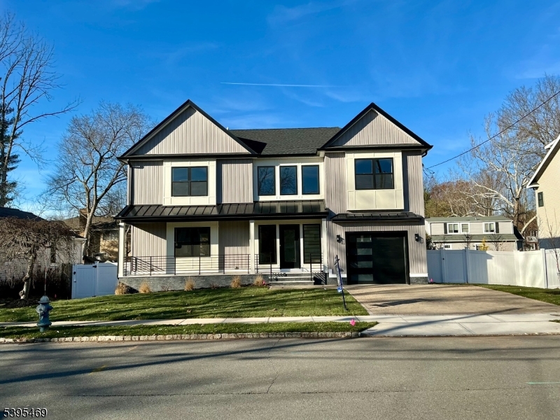 New Providence Boro, New Jersey, 07974, United States, 6 Bedrooms Bedrooms, ,6 BathroomsBathrooms,Residential,For Sale,2001991