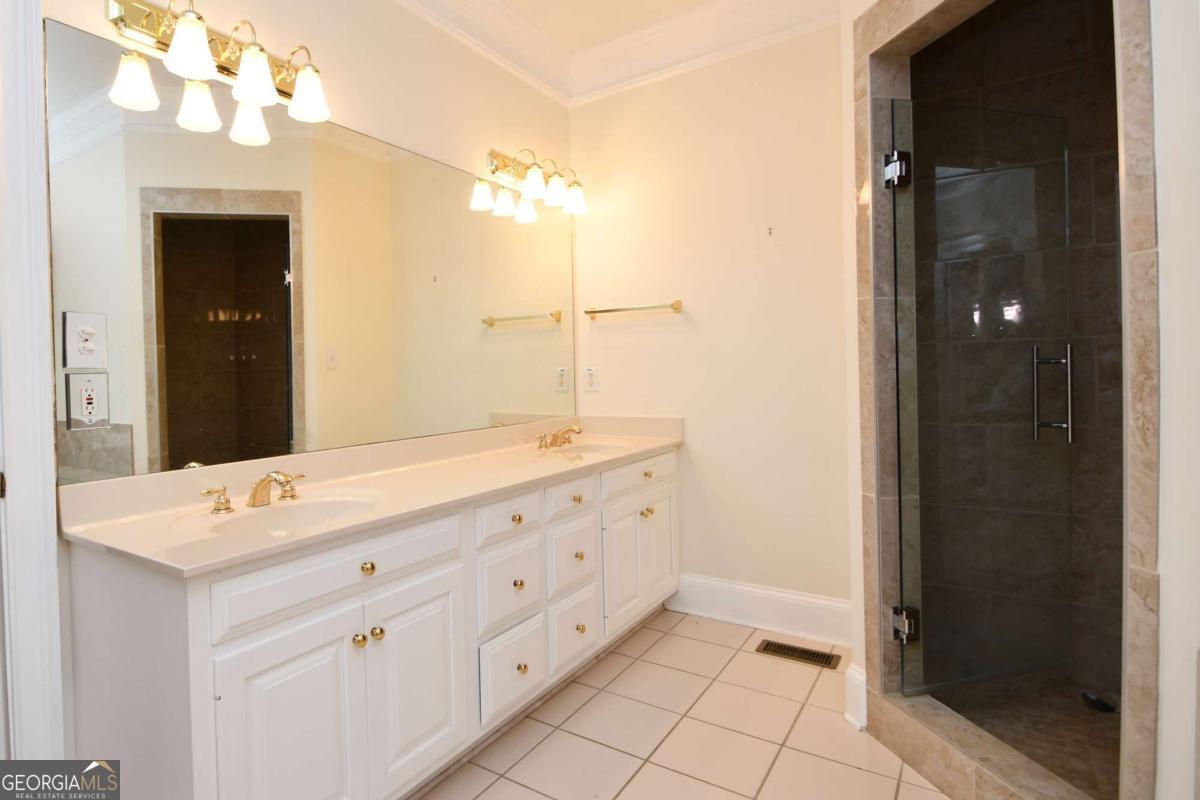 Athens, Georgia, 30607, United States, 5 Bedrooms Bedrooms, ,5 BathroomsBathrooms,Residential,For Sale,1993112