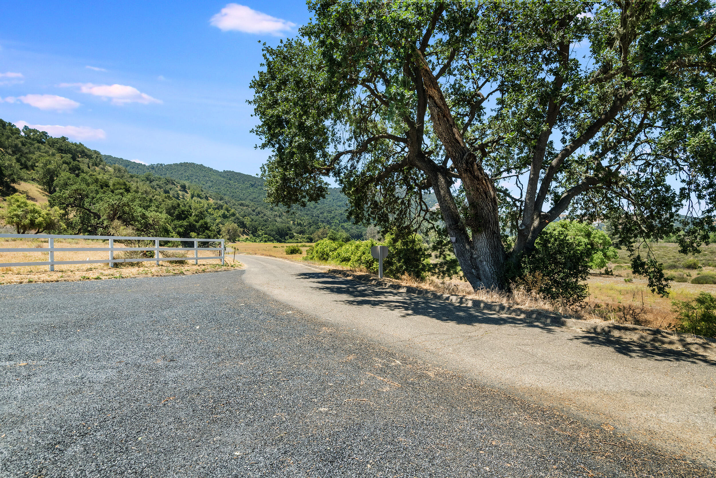 Santa Ynez, California, 93460, United States, 3 Bedrooms Bedrooms, ,6 BathroomsBathrooms,Residential,For Sale,1709883