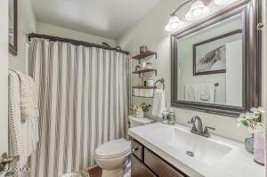 Lancaster, California, 93536, United States, 3 Bedrooms Bedrooms, ,2 BathroomsBathrooms,Residential,For Sale,1940443