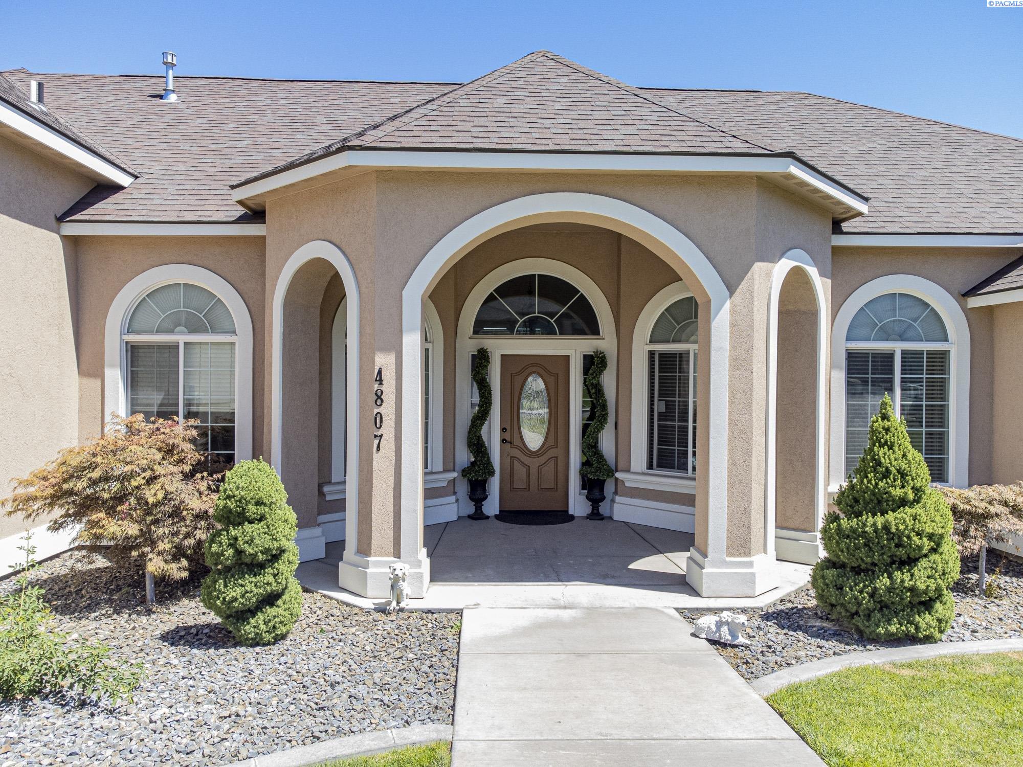 Pasco, Washington, 99301, United States, 4 Bedrooms Bedrooms, ,2 BathroomsBathrooms,Residential,For Sale,1826907