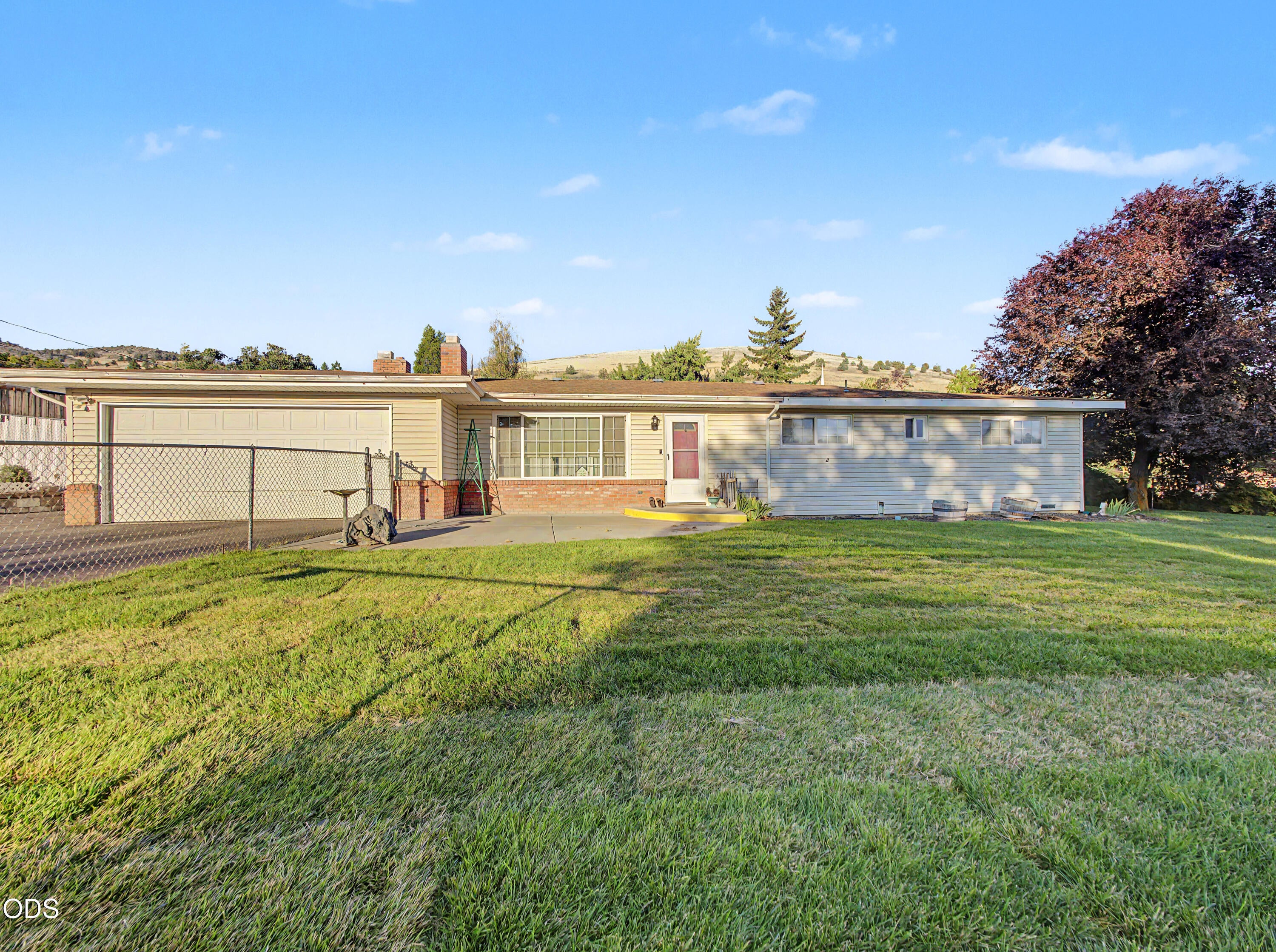Carlson Dr, Klamath Falls, OR 97603 #1