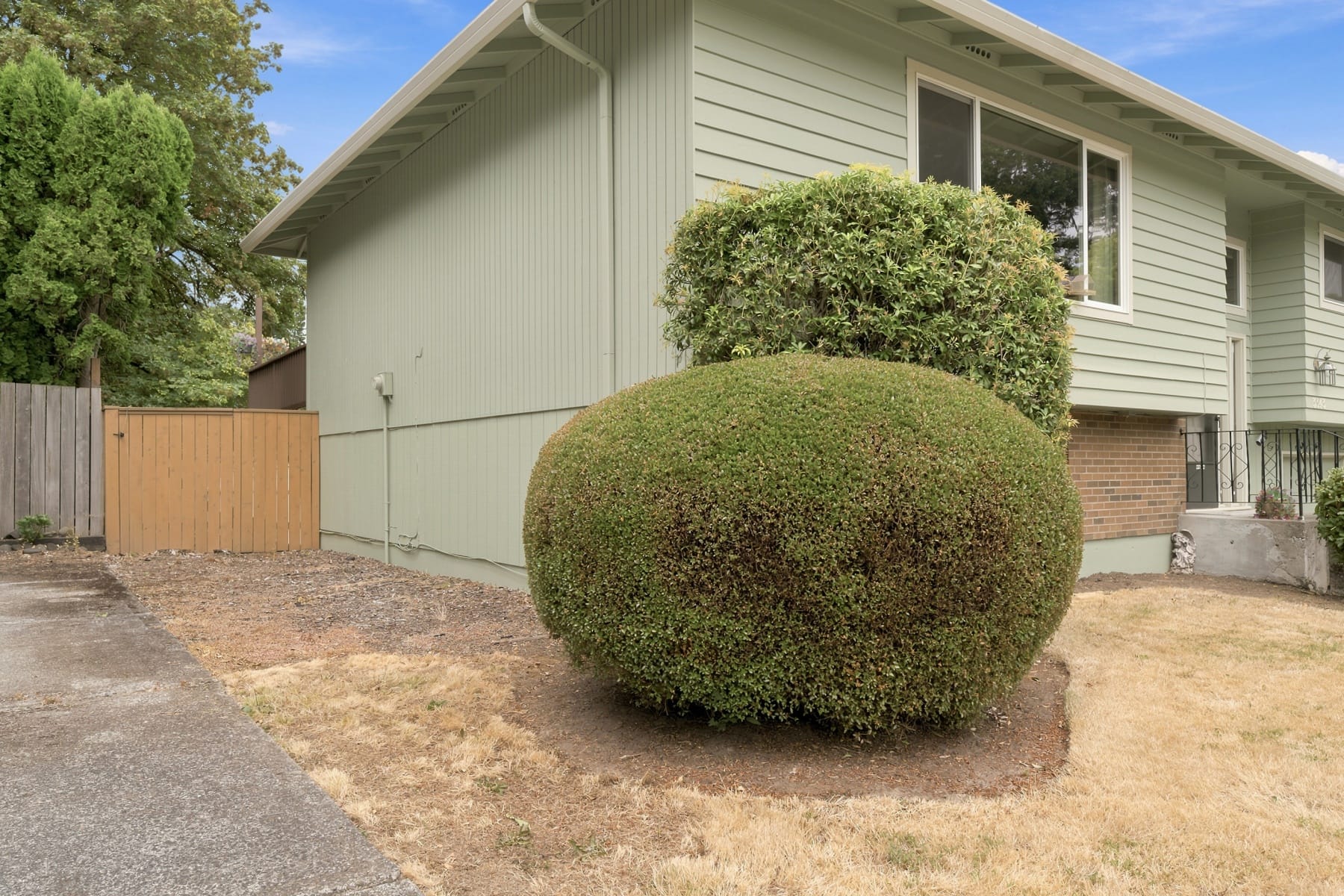  3343 SE DESWELL ST Milwaukie, OR 97267 - 物件實景