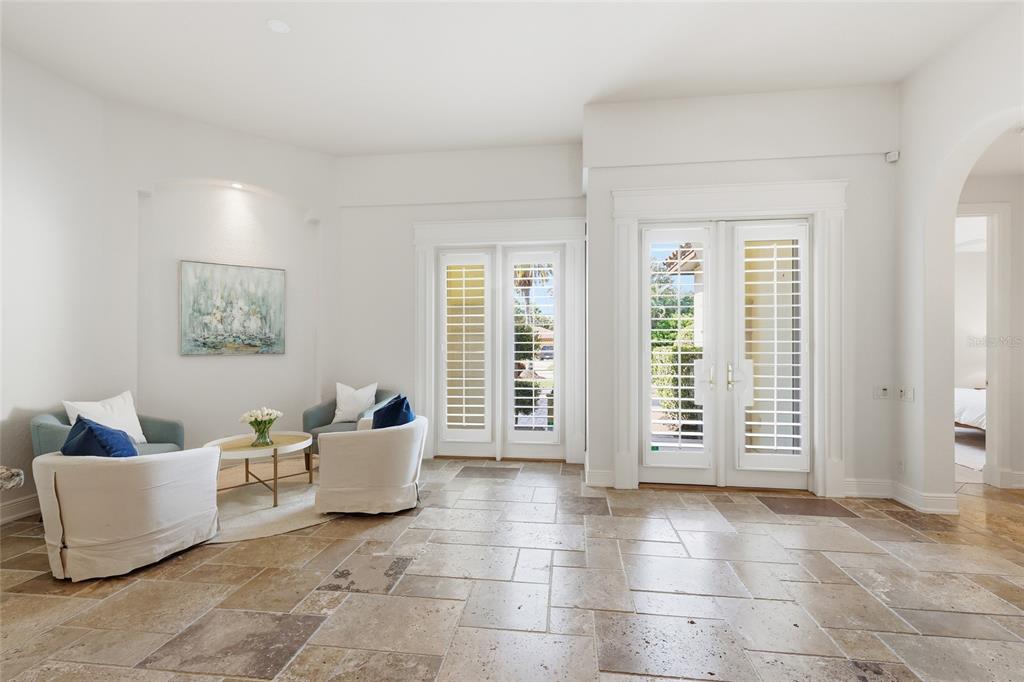 Sarasota, Florida, 34234, United States, 3 Bedrooms Bedrooms, ,3 BathroomsBathrooms,Residential,For Sale,1989538