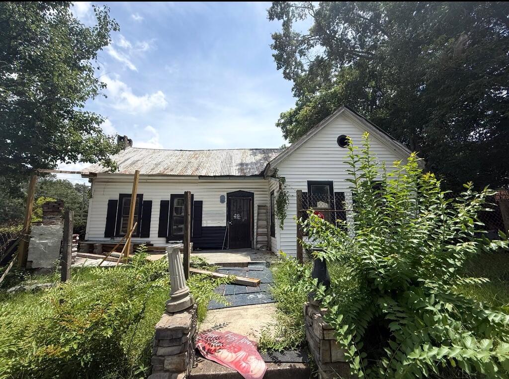 Seale Rd, Phenix City, AL 36867
