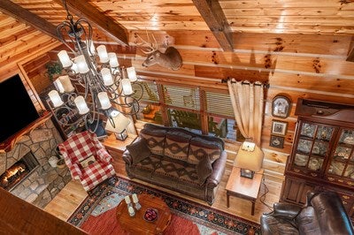 Murphy, North Carolina, 28906, United States, 3 Bedrooms Bedrooms, ,6 BathroomsBathrooms,Residential,For Sale,1933143