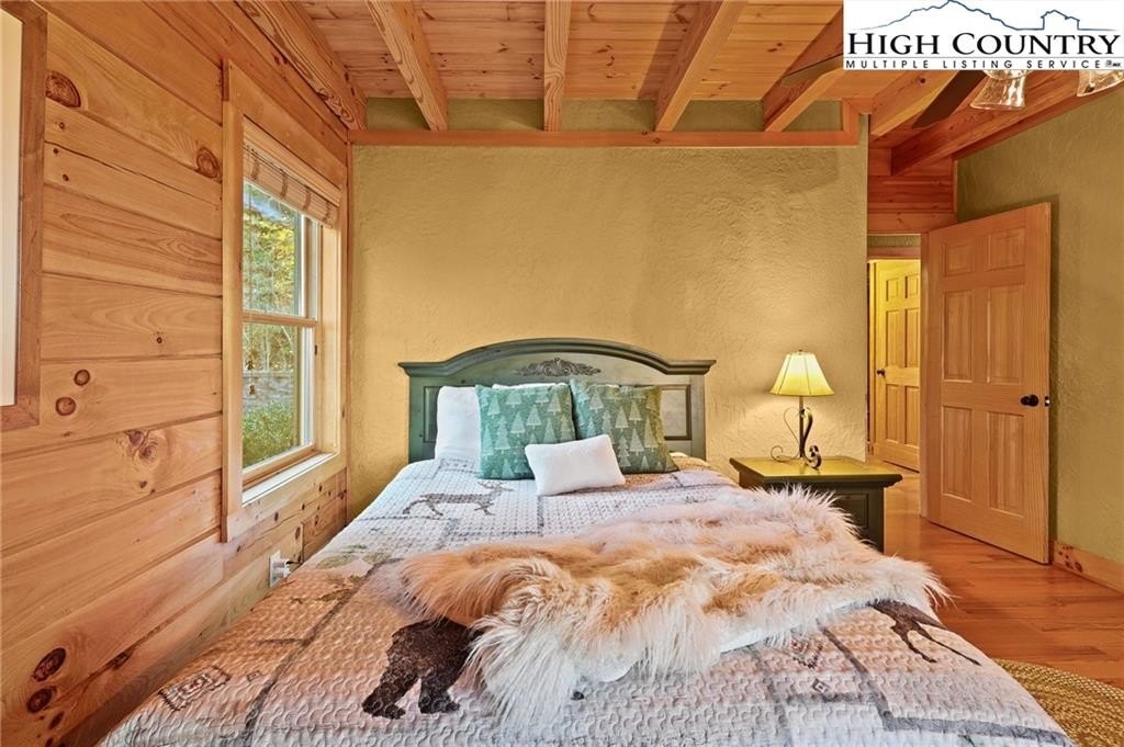 Ferguson, North Carolina, 28624, United States, 3 Bedrooms Bedrooms, ,2 BathroomsBathrooms,Residential,For Sale,1989940