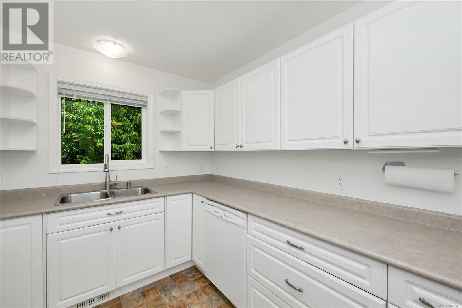 DUNCAN, British Columbia, V9L 2S2, CA, 2 Bedrooms Bedrooms, ,2 BathroomsBathrooms,Residential,For Sale,1875397