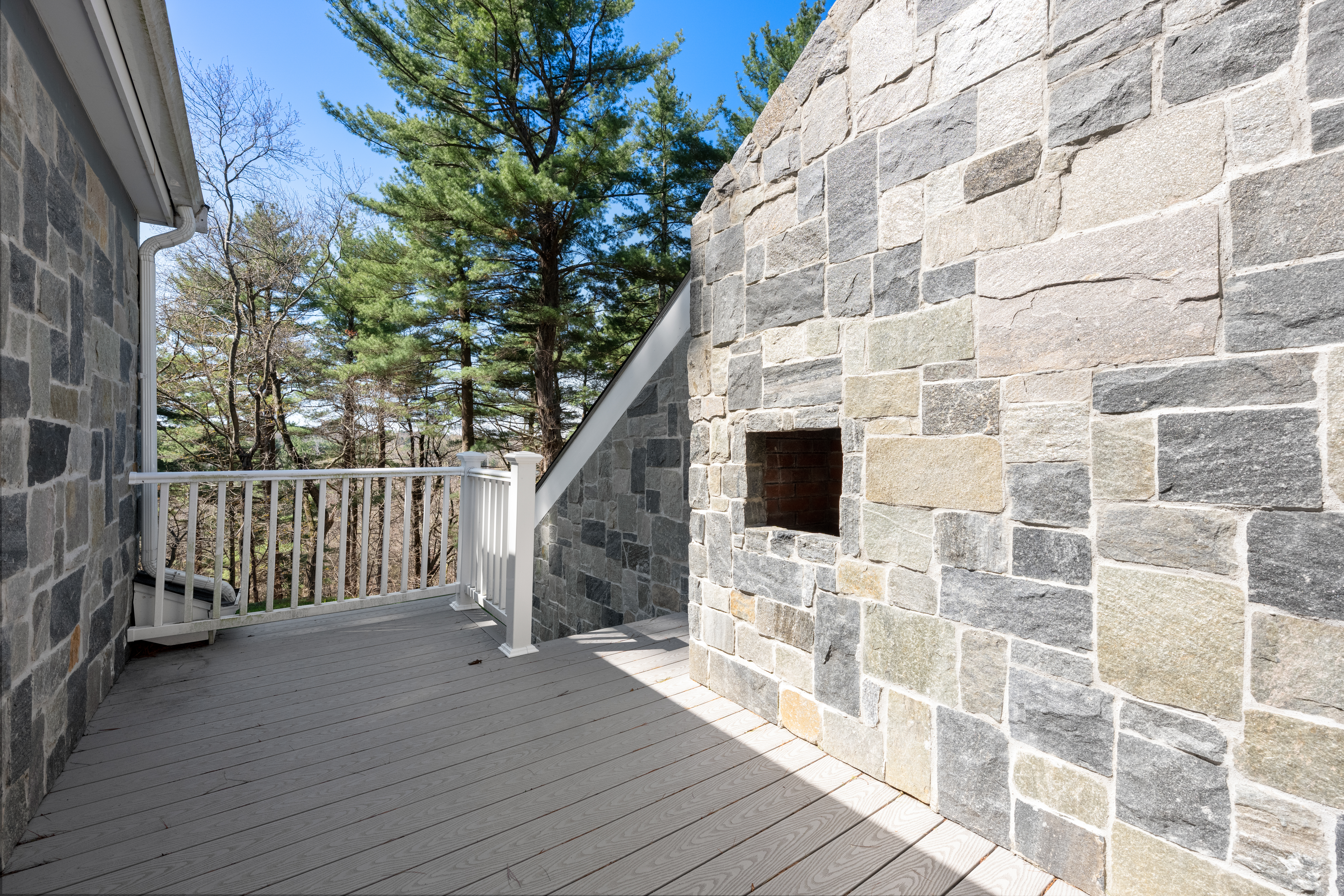  40 Hobbs Brook Road, Weston, MA, 02493 - 物件實景