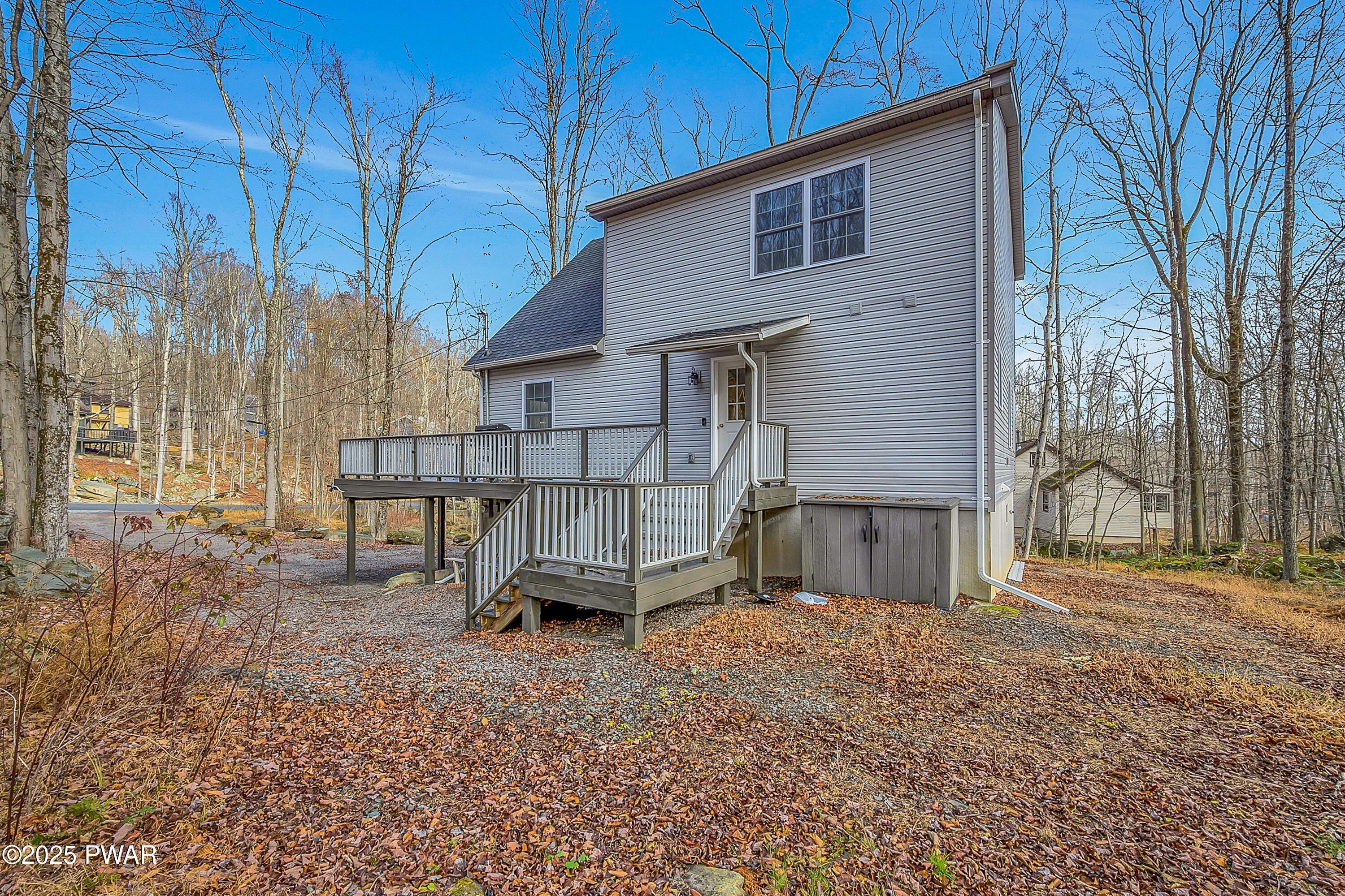 Lake Ariel, Pennsylvania, 18436, United States, 4 Bedrooms Bedrooms, ,4 BathroomsBathrooms,Residential,For Sale,1998731