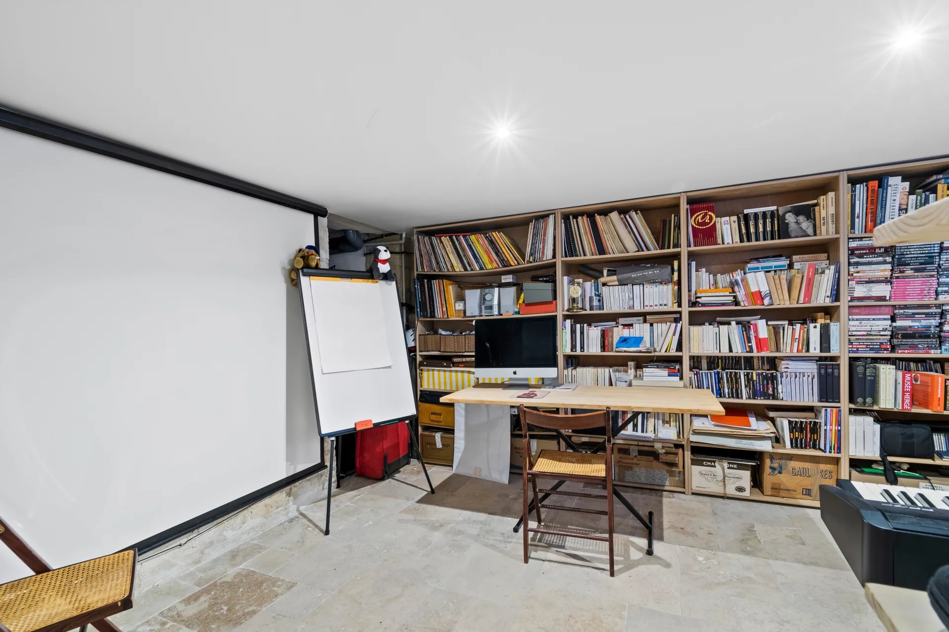 Le Vésinet, Île-de-France, 78110, FR, 3 Bedrooms Bedrooms, ,5 BathroomsBathrooms,Residential,For Sale,1994854