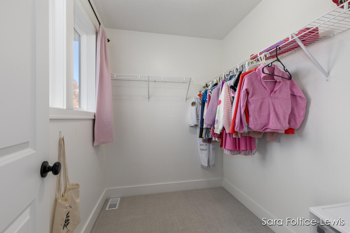 Grand Rapids, Michigan, 49512, United States, 4 Bedrooms Bedrooms, ,4 BathroomsBathrooms,Residential,For Sale,1976019