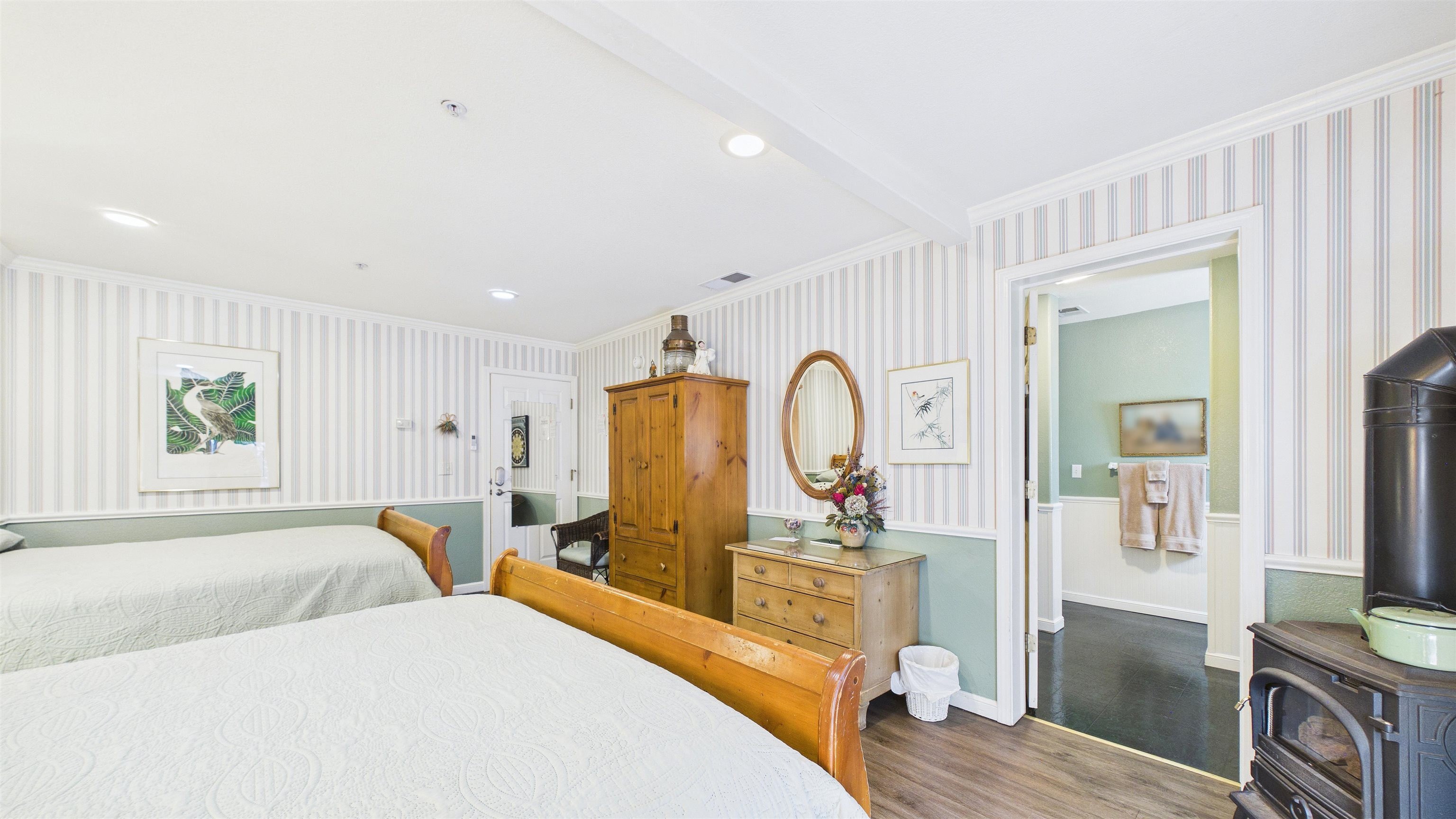 Twain Harte, California, 95383, United States, 9 Bedrooms Bedrooms, ,10 BathroomsBathrooms,Residential,For Sale,2017771