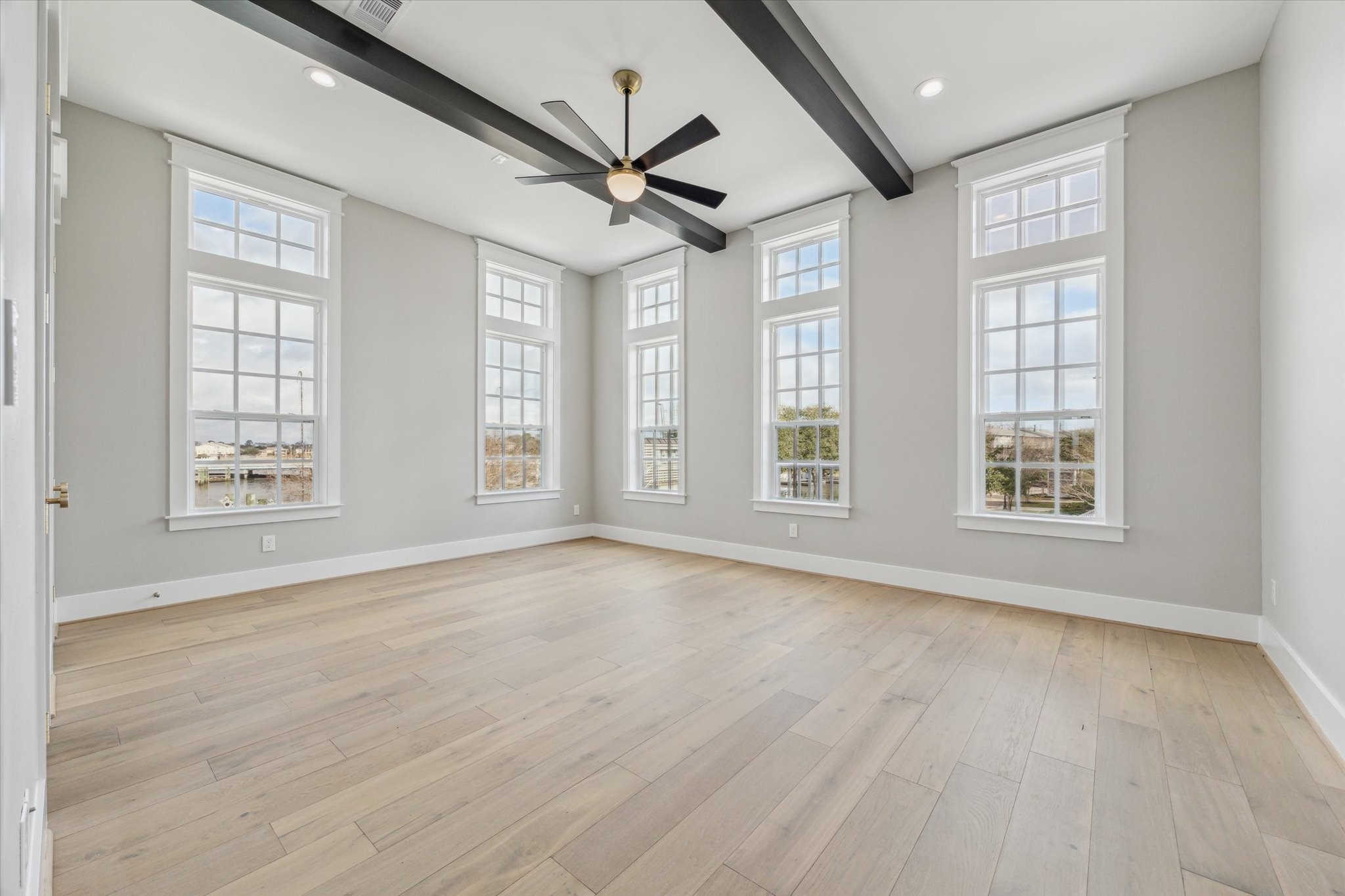  2447 Lakewood Pointe - 物件實景