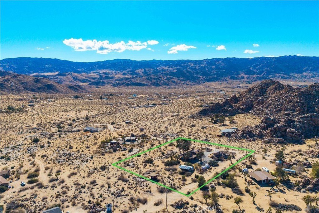 Joshua Tree, California, 92252, United States, 3 Bedrooms Bedrooms, ,2 BathroomsBathrooms,Residential,For Sale,1942307