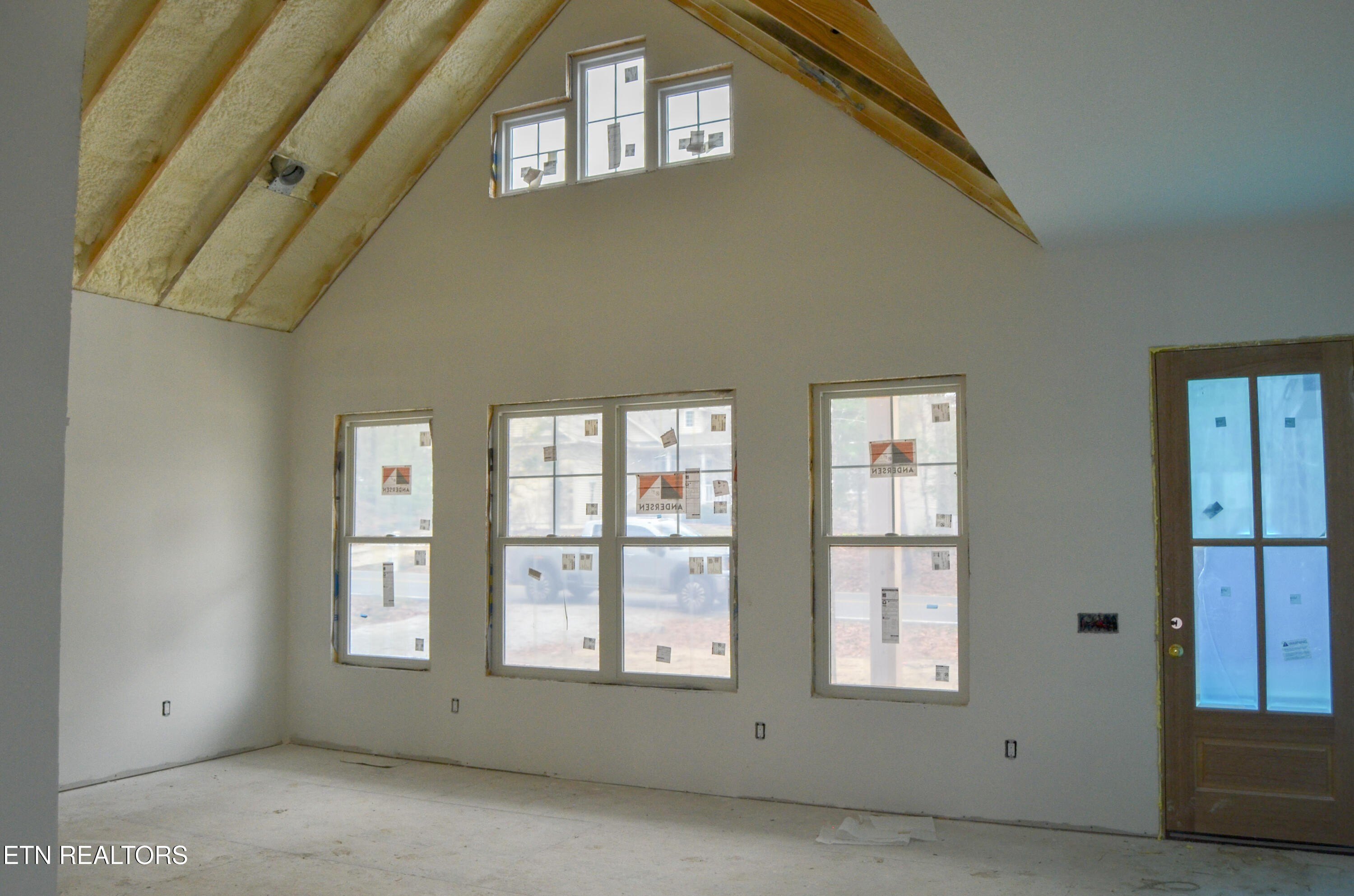 Crossville, Tennessee, 38558, United States, 3 Bedrooms Bedrooms, ,3 BathroomsBathrooms,Residential,For Sale,1998729