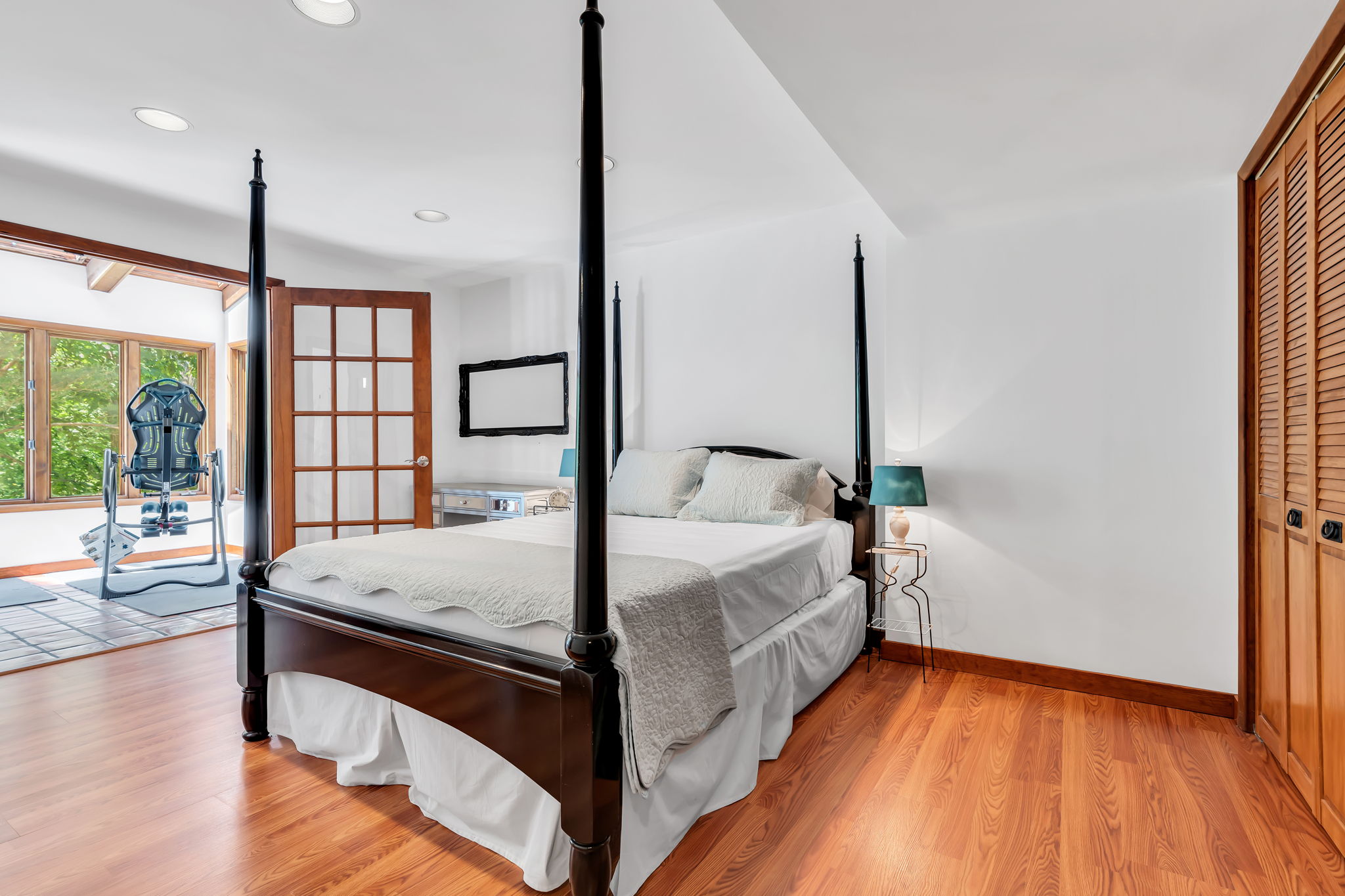  267 E Highland Avenue - 物件實景
