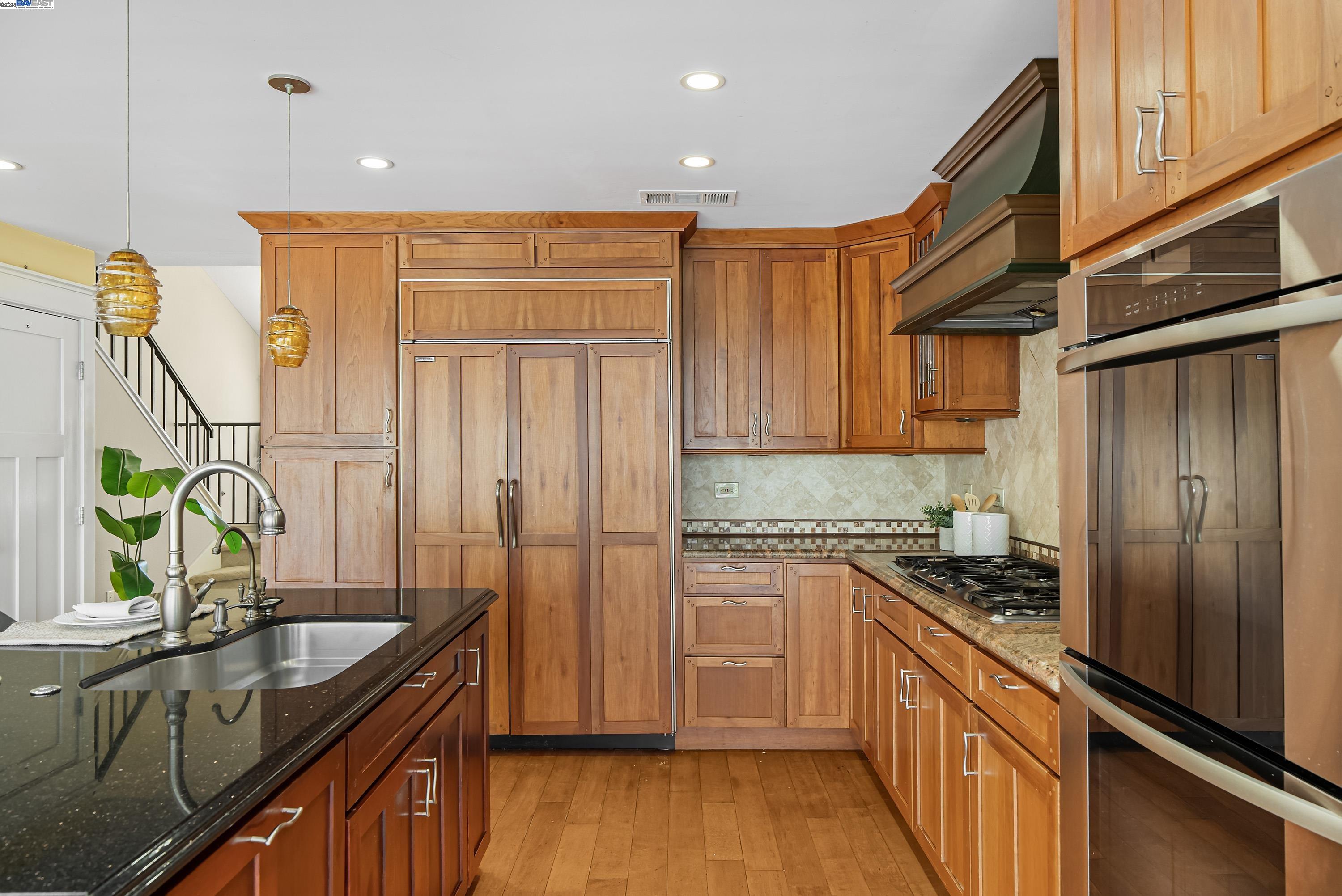 Pleasanton, California, 94566, United States, 4 Bedrooms Bedrooms, ,3 BathroomsBathrooms,Residential,For Sale,1940349