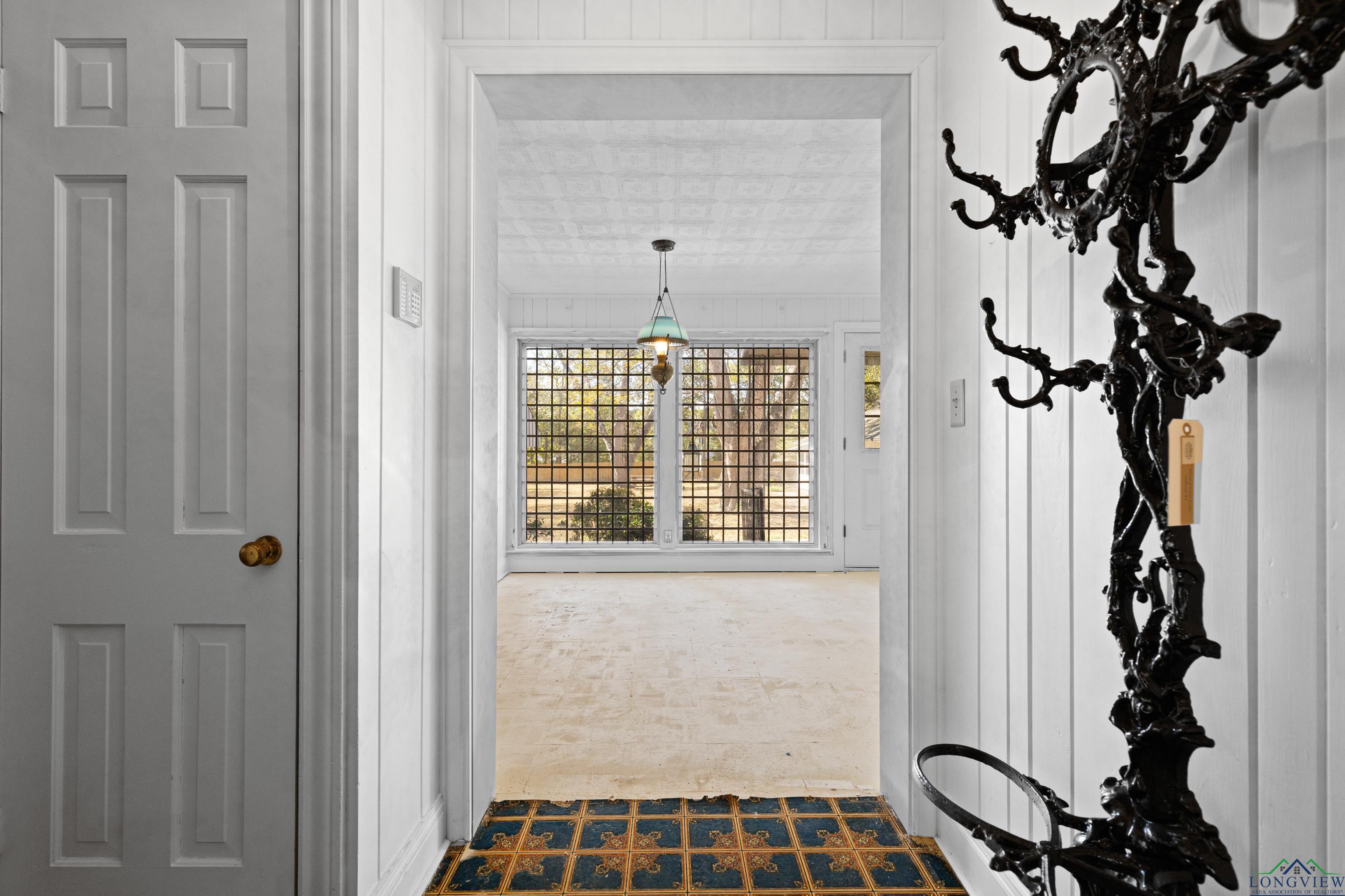 Jefferson, Texas, 75657, United States, 5 Bedrooms Bedrooms, ,5 BathroomsBathrooms,Residential,For Sale,1978271