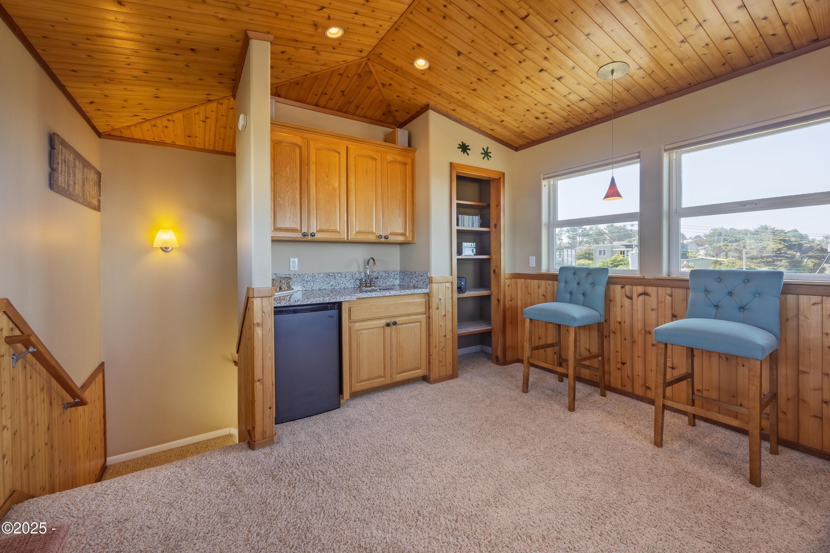 Lincoln City, Oregon, 97367, United States, 4 Bedrooms Bedrooms, ,Residential,For Sale,1793878