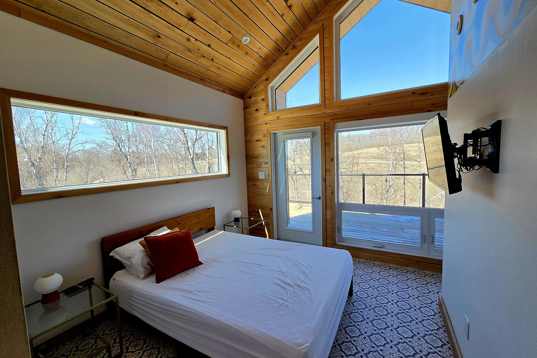  Out of Area, - 物件實景