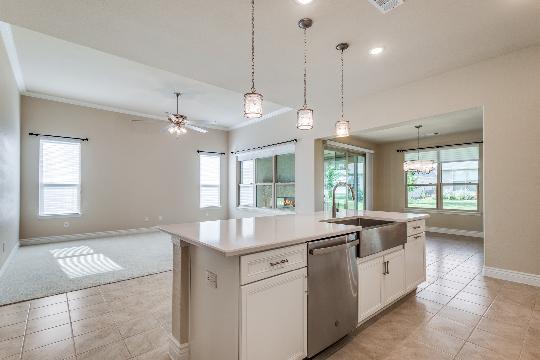 Denton, Texas, 76207, United States, 2 Bedrooms Bedrooms, ,3 BathroomsBathrooms,Residential,For Sale,1847379