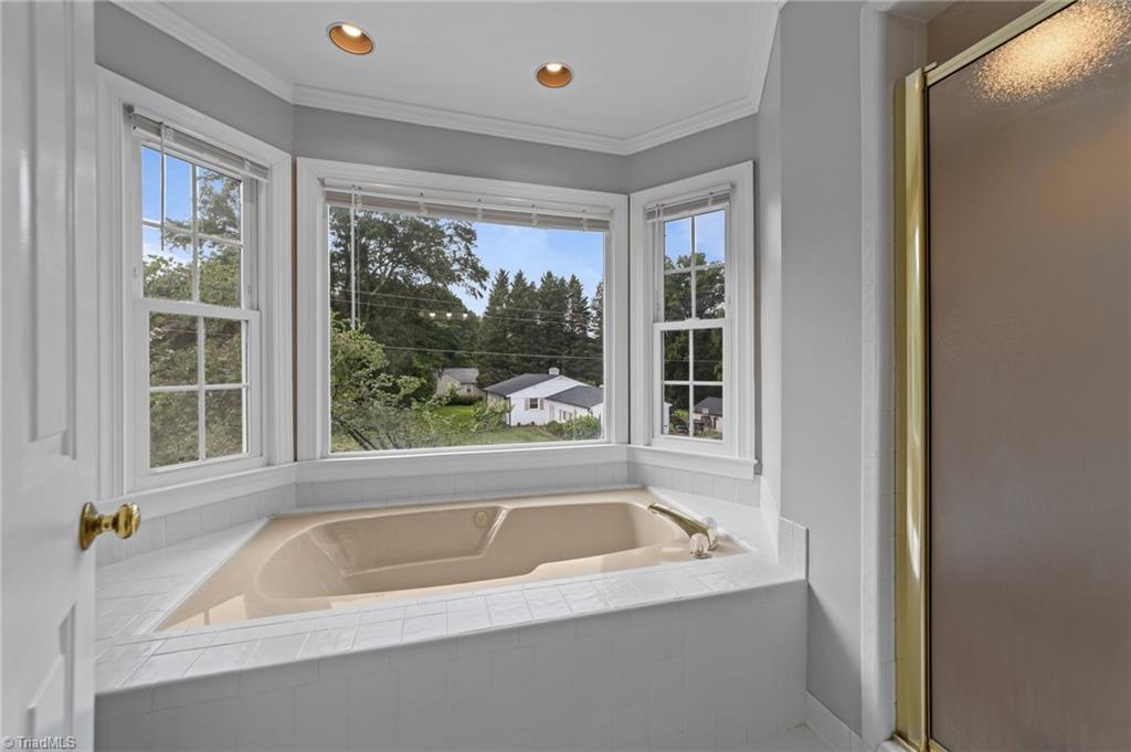 Greensboro, North Carolina, 27410, United States, 4 Bedrooms Bedrooms, ,3 BathroomsBathrooms,Residential,For Sale,1865438