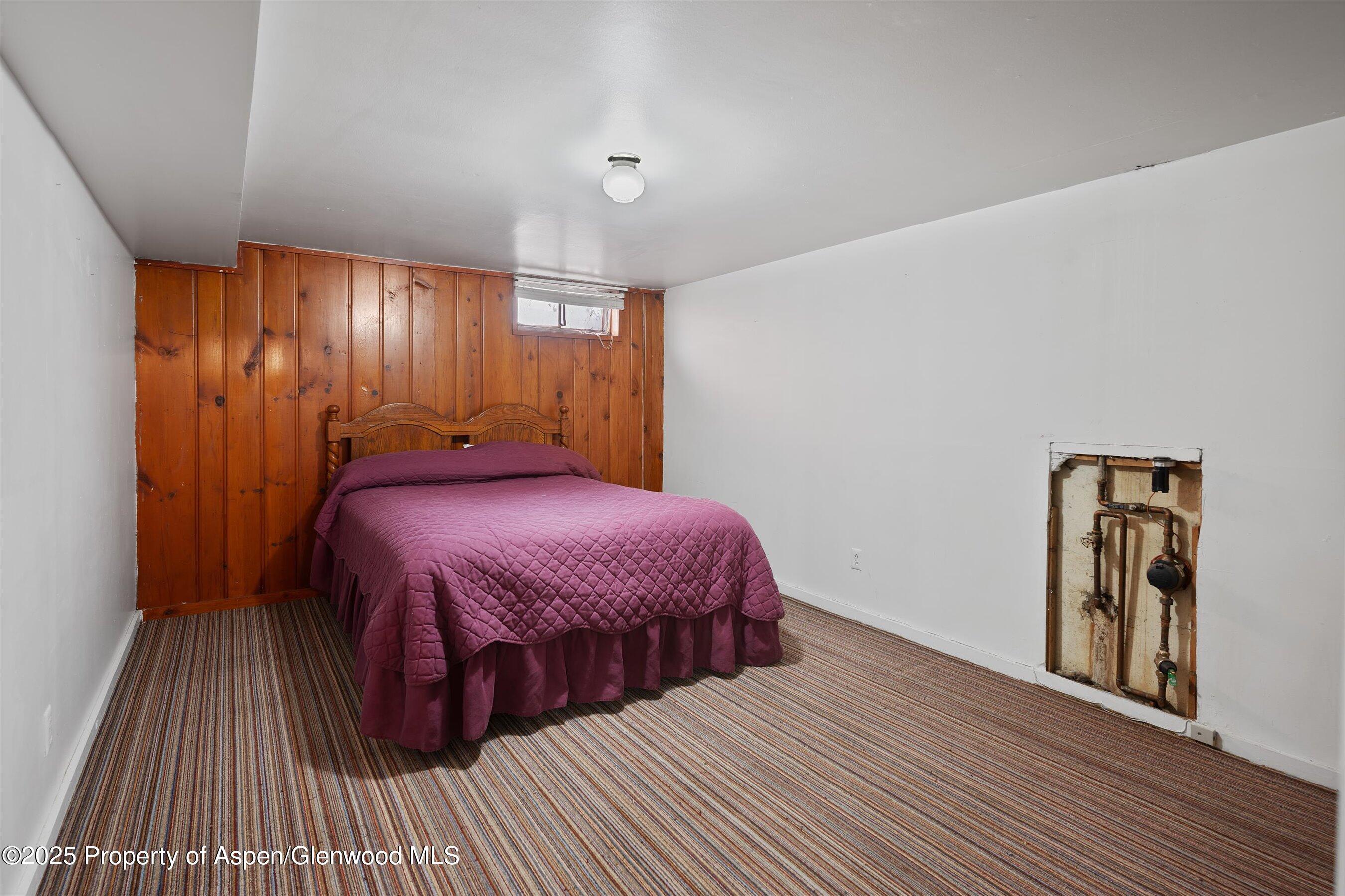 Glenwood Springs, Colorado, 81601, United States, 4 Bedrooms Bedrooms, ,2 BathroomsBathrooms,Residential,For Sale,1997060