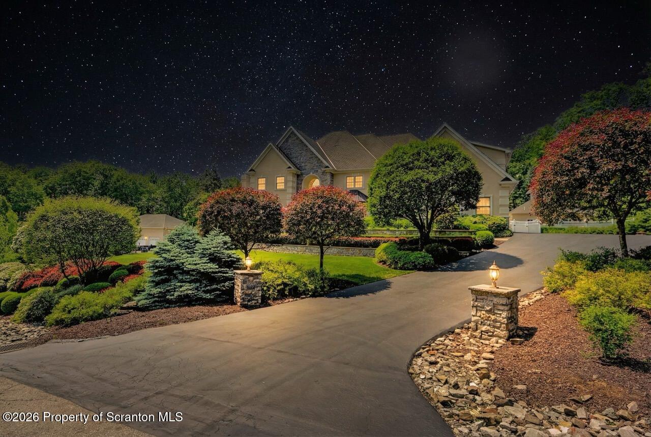 Ivywood Dr, Clarks Summit, PA 18411 #1